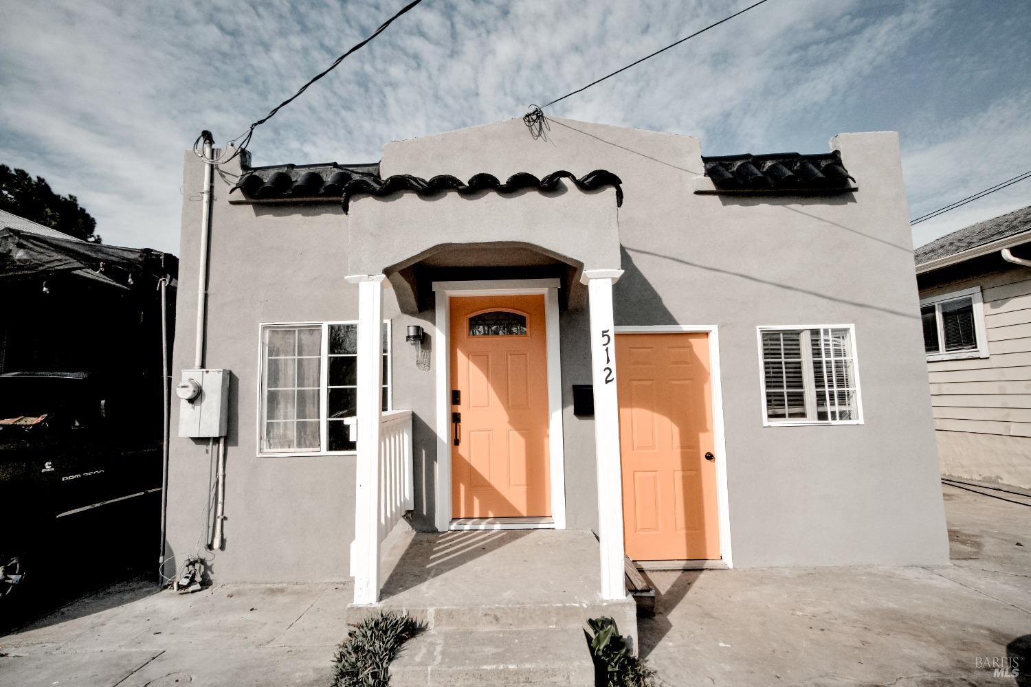 512 W 17th Street