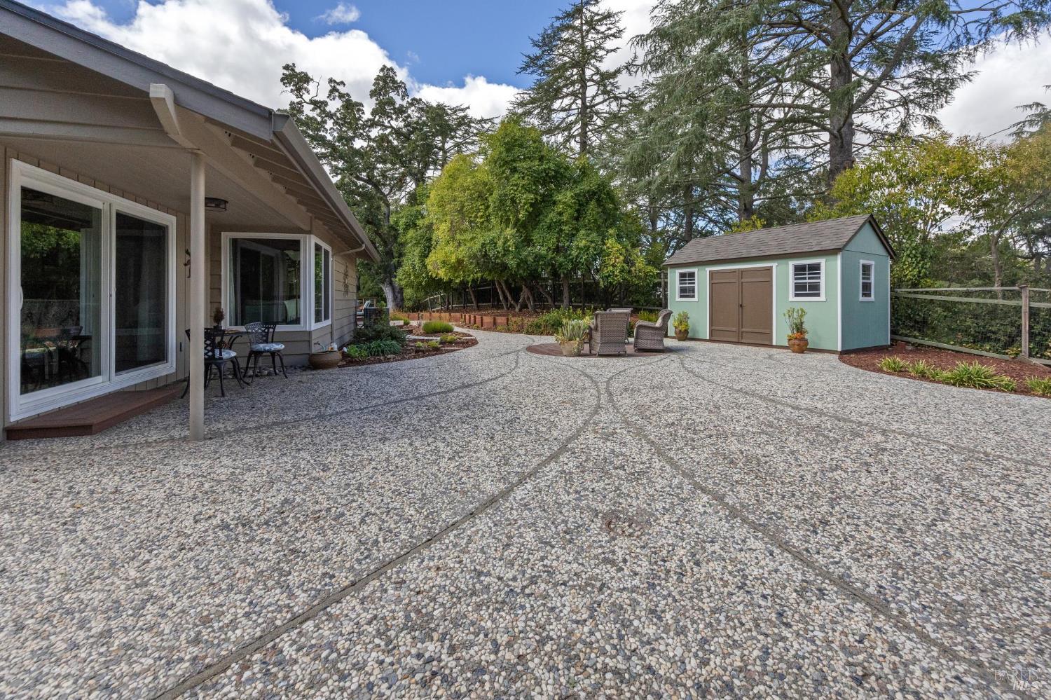 517 La Gonda Way
