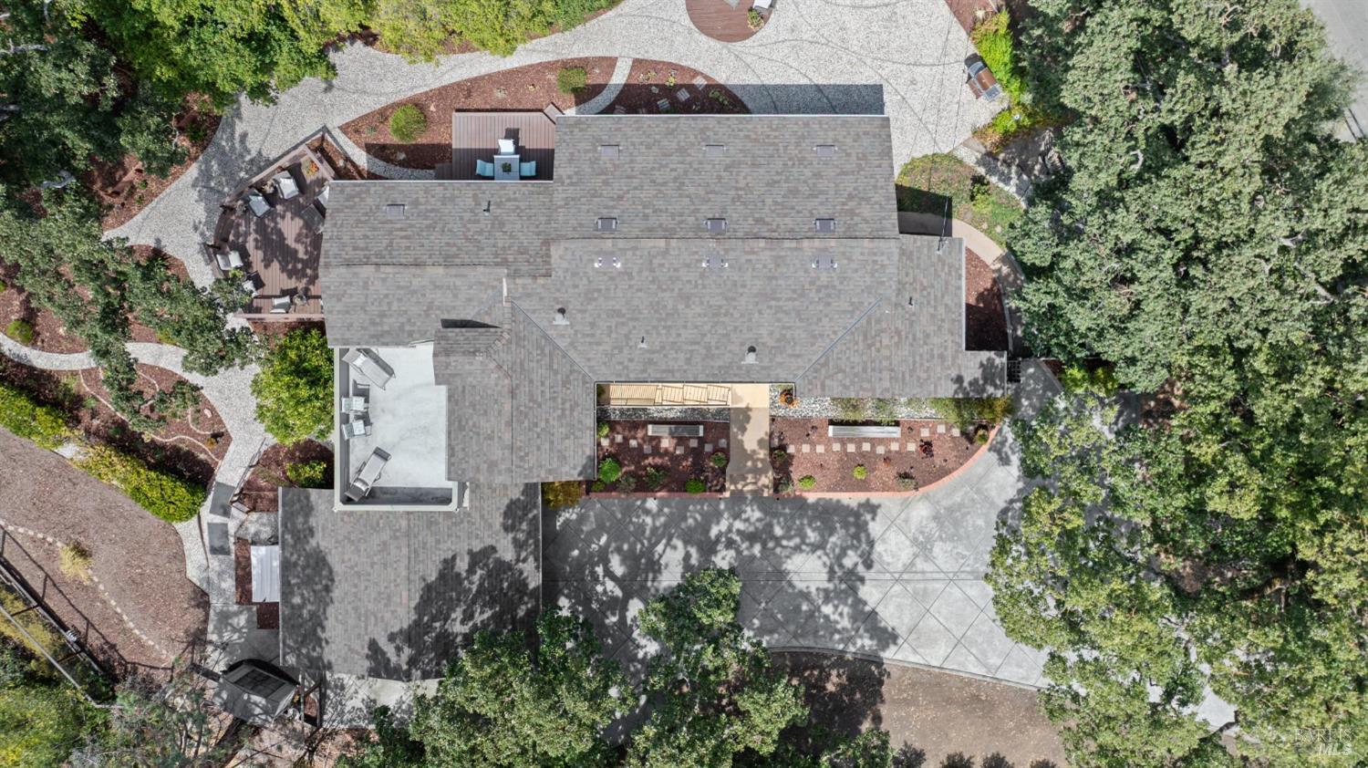 517 La Gonda Way