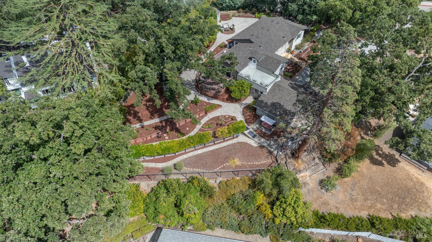 517 La Gonda Way