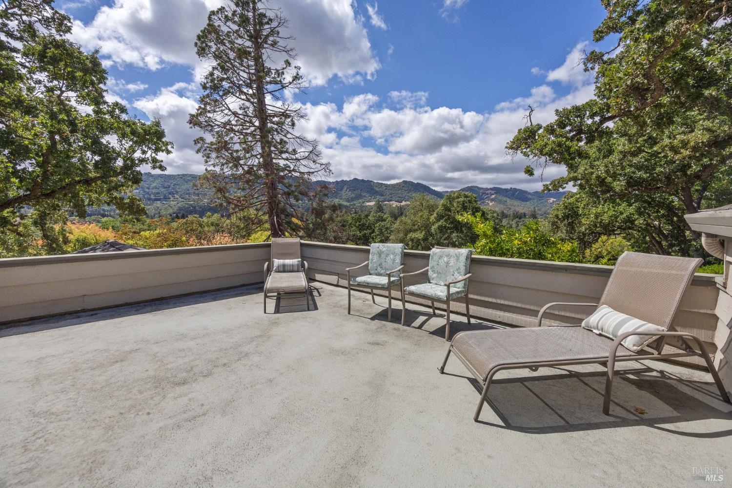 517 La Gonda Way