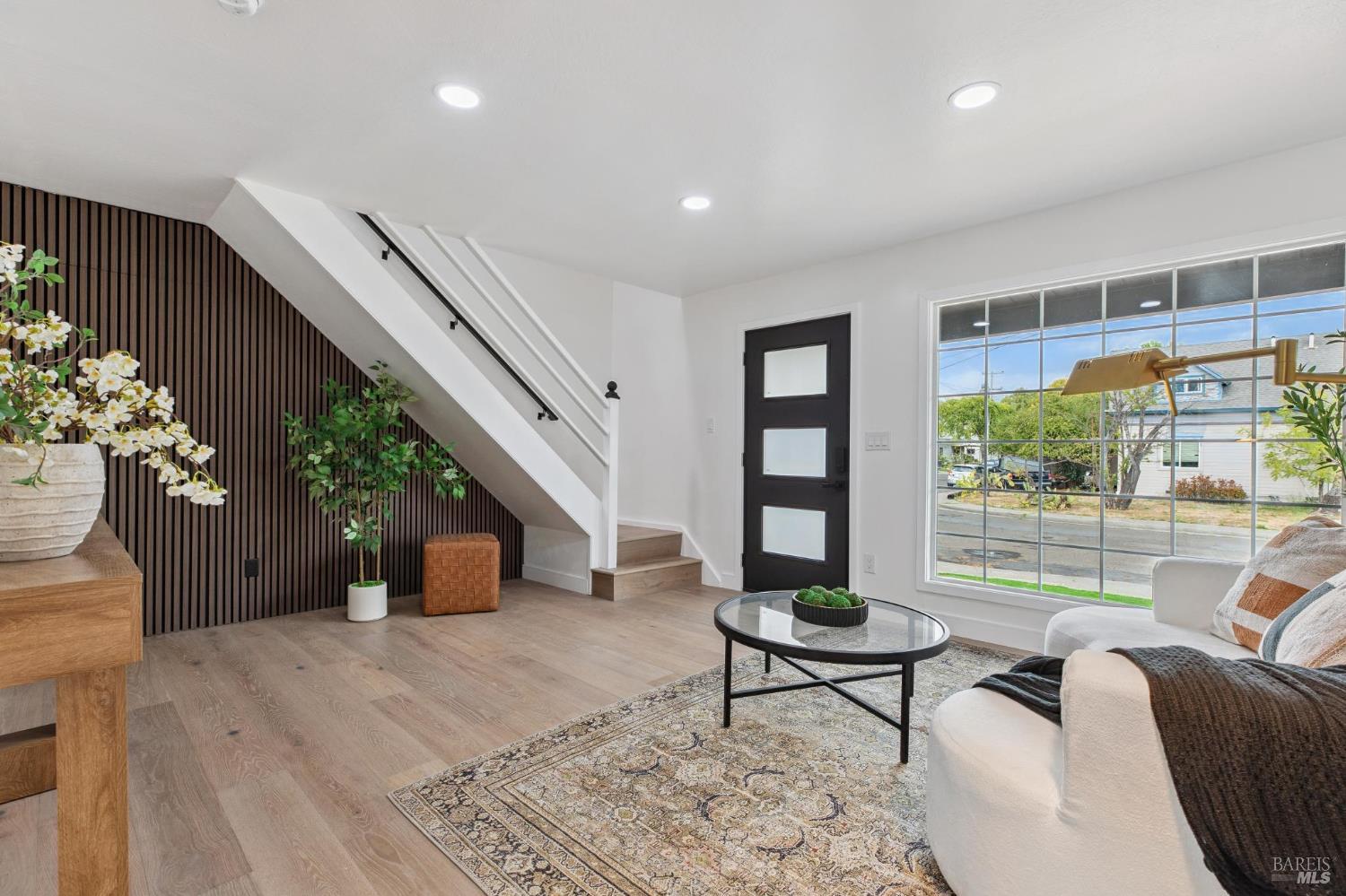 29 Alta Dr