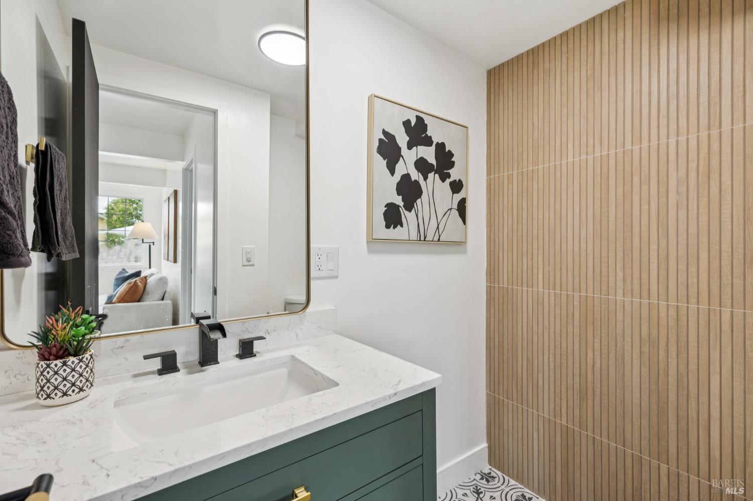 29 Alta Dr