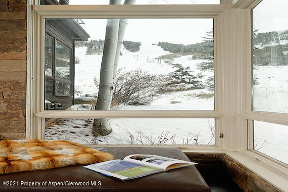 800 S Monarch Street #4