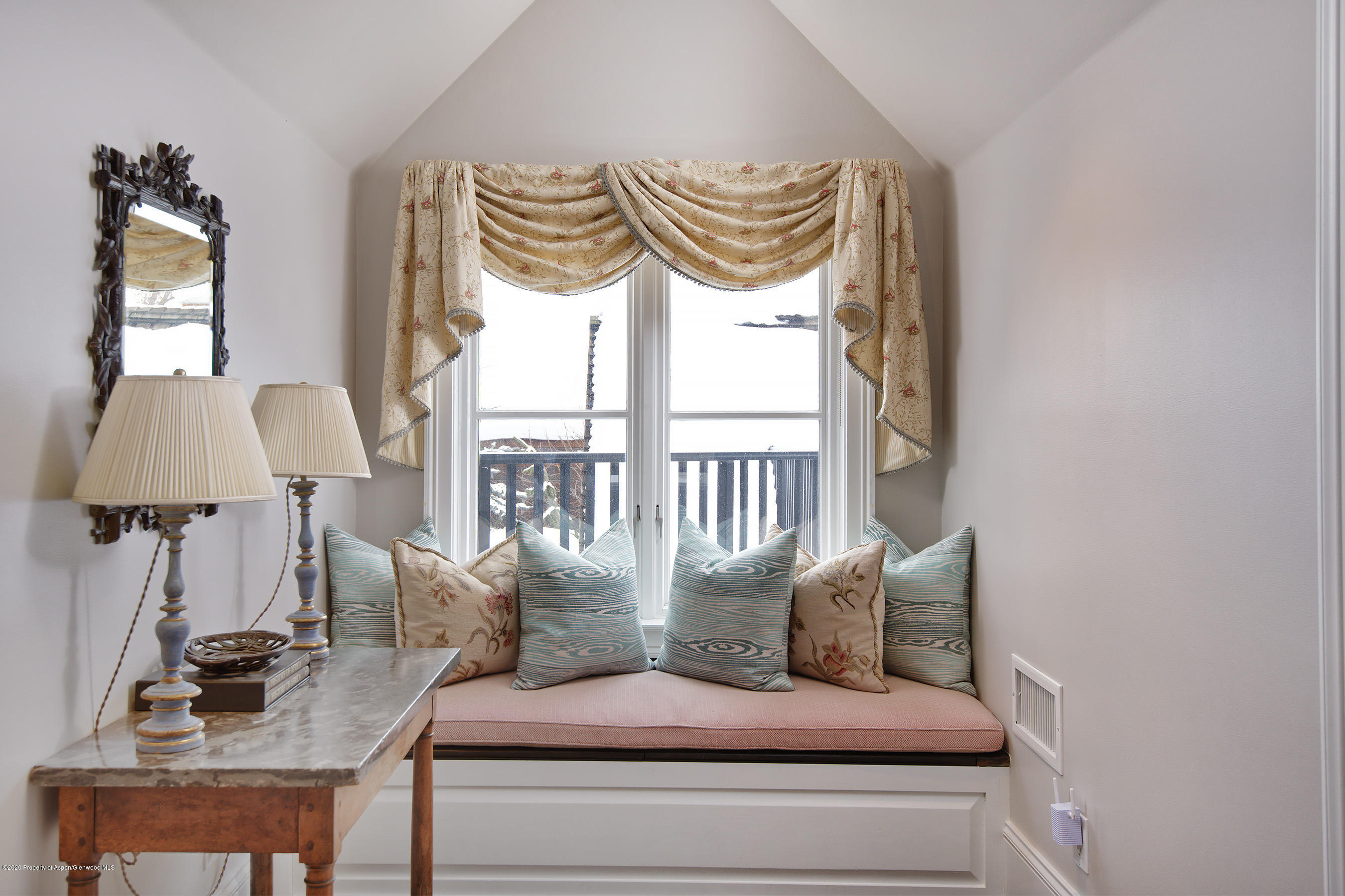 716 W Francis Street