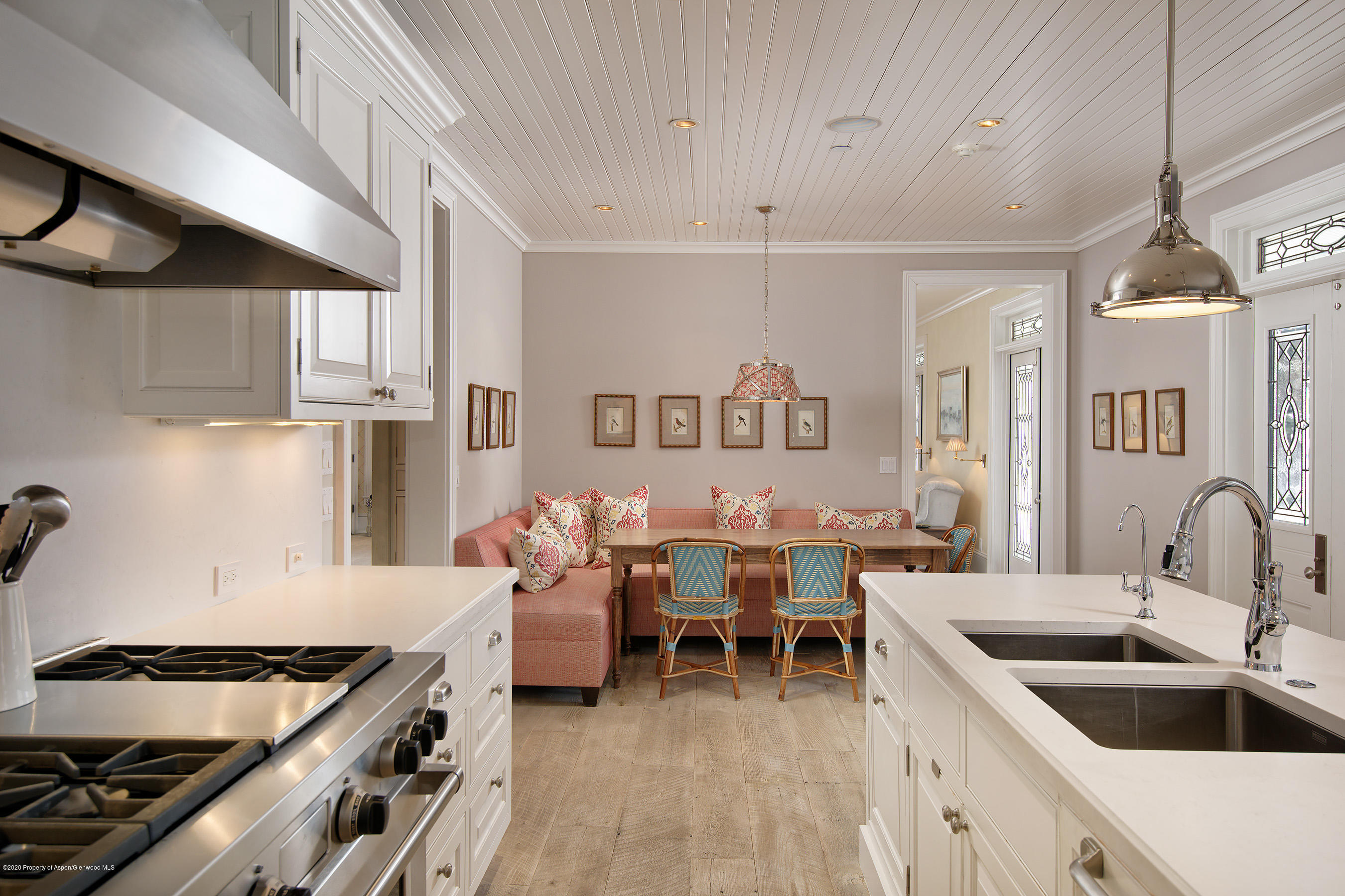 716 W Francis Street