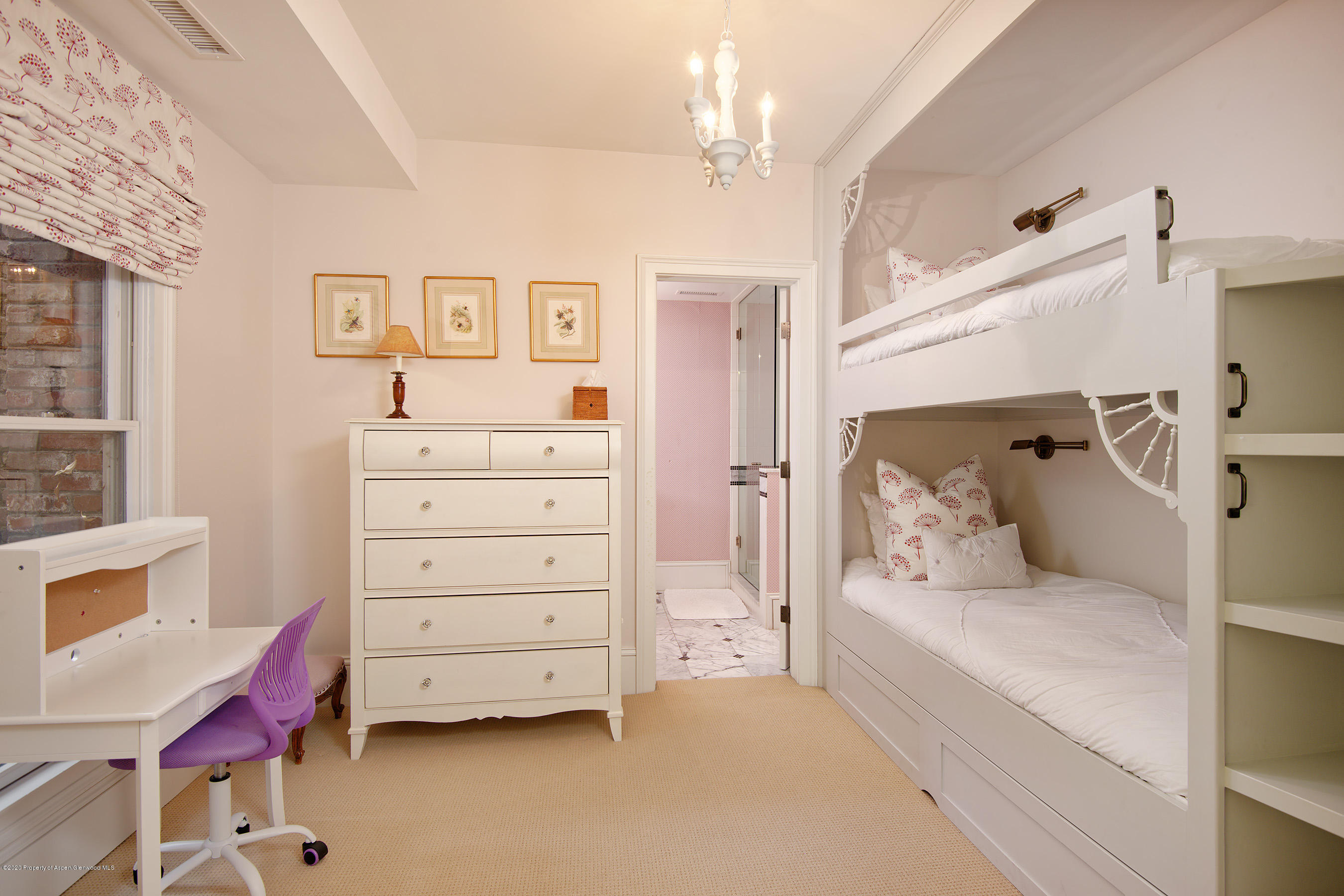 716 W Francis Street