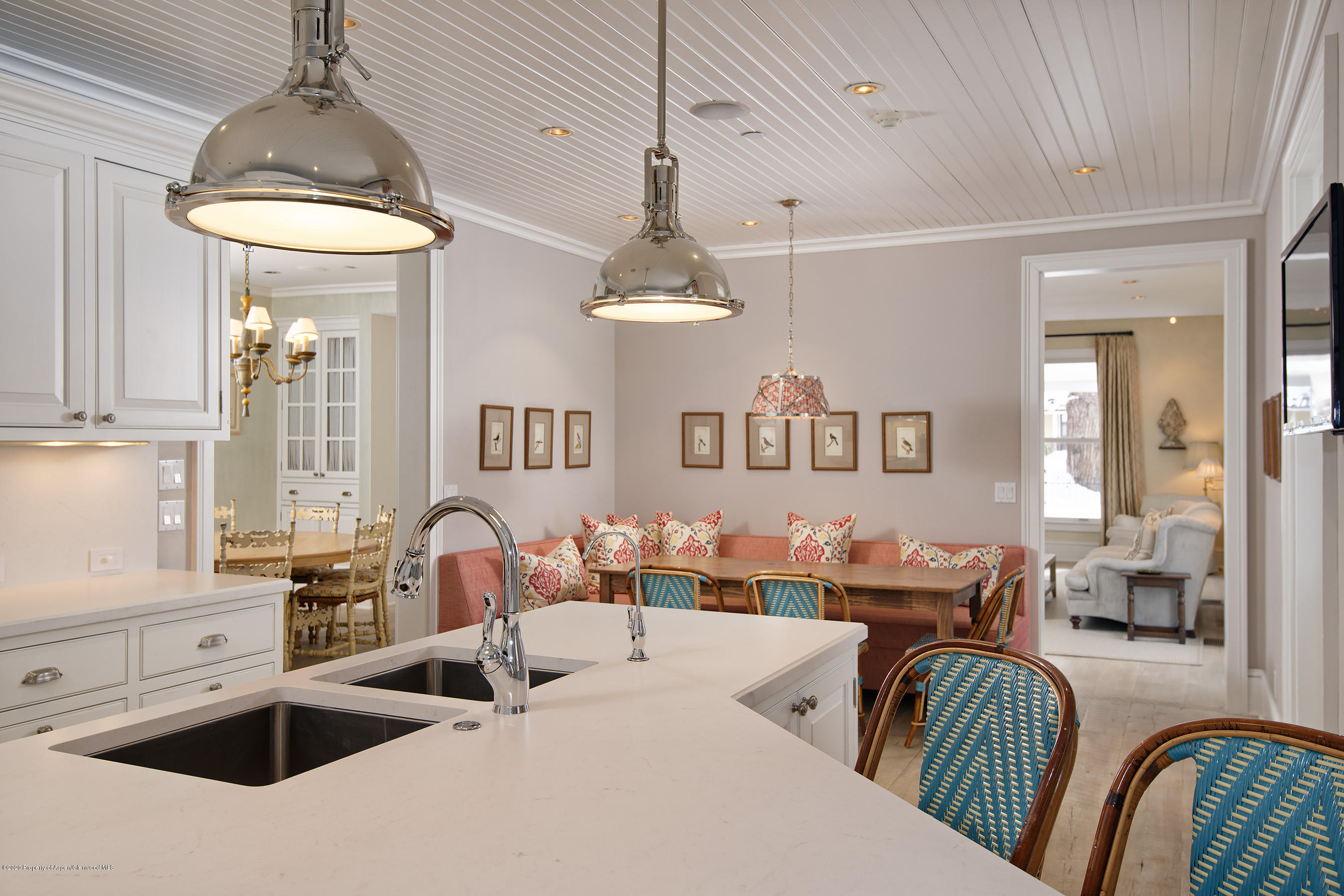 716 W Francis Street