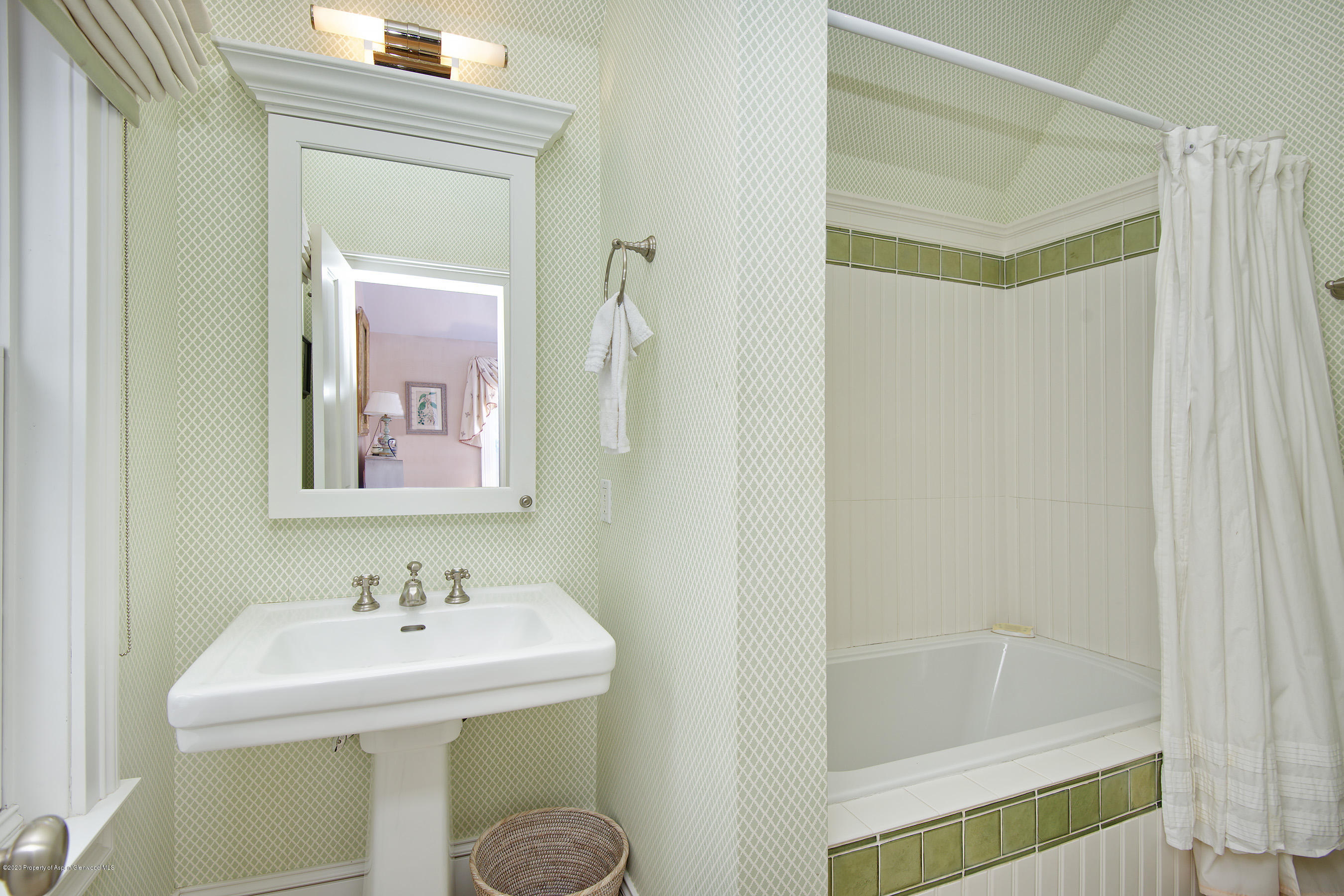 716 W Francis Street