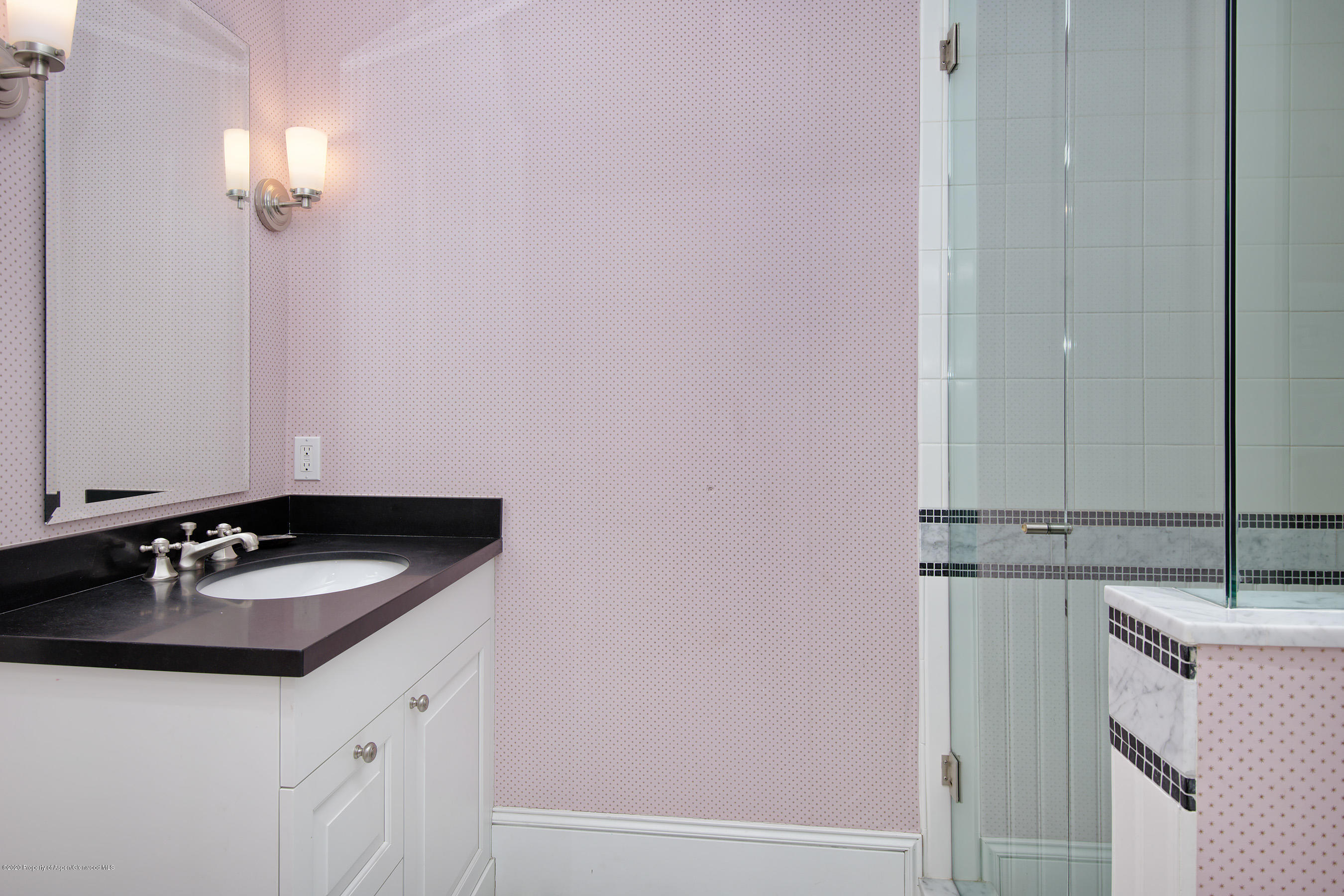 716 W Francis Street