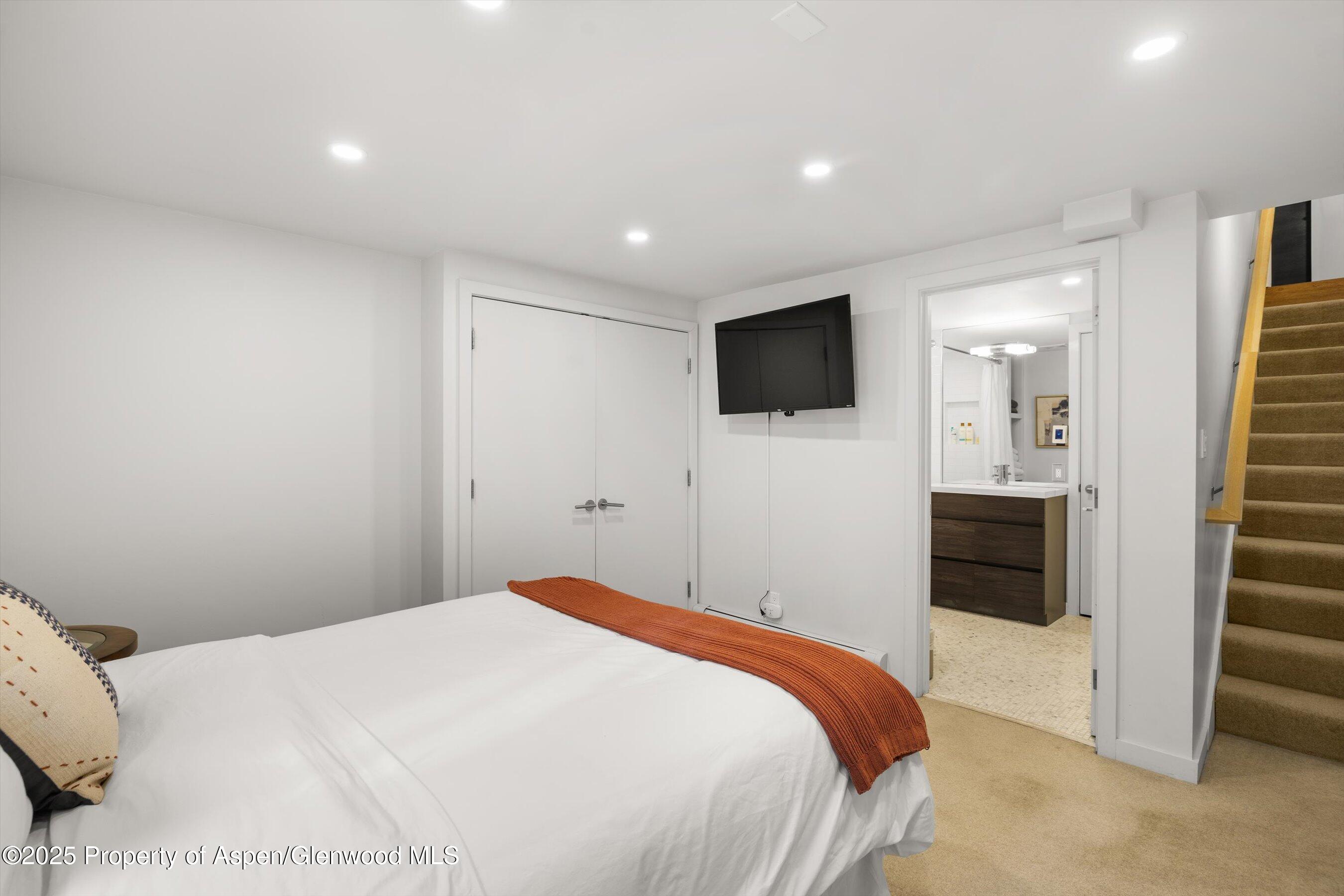 250 S Original Street B