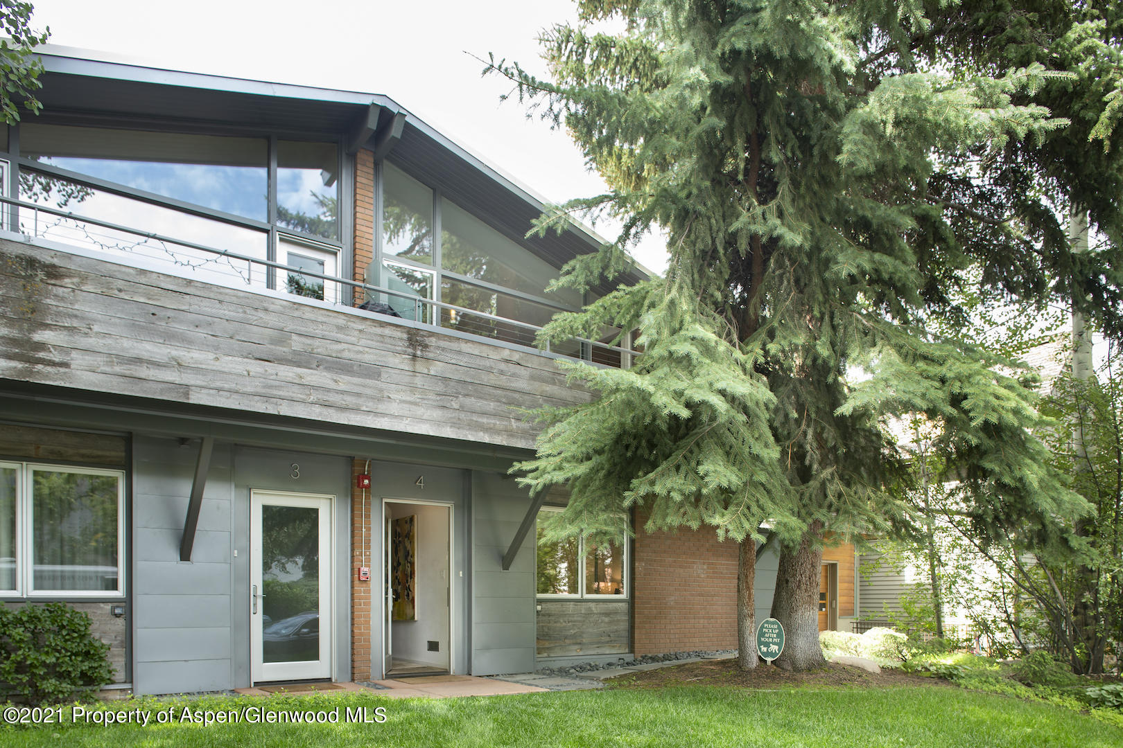 1001 E Cooper Avenue #4