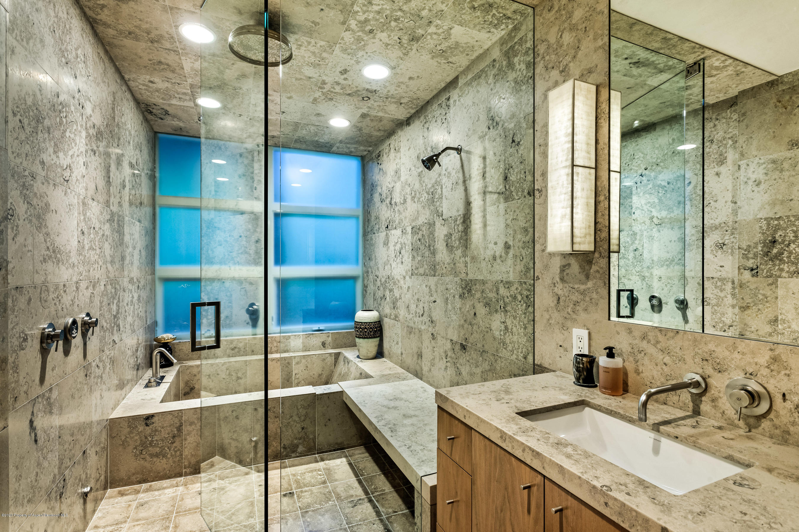 706 E Hyman Avenue 706