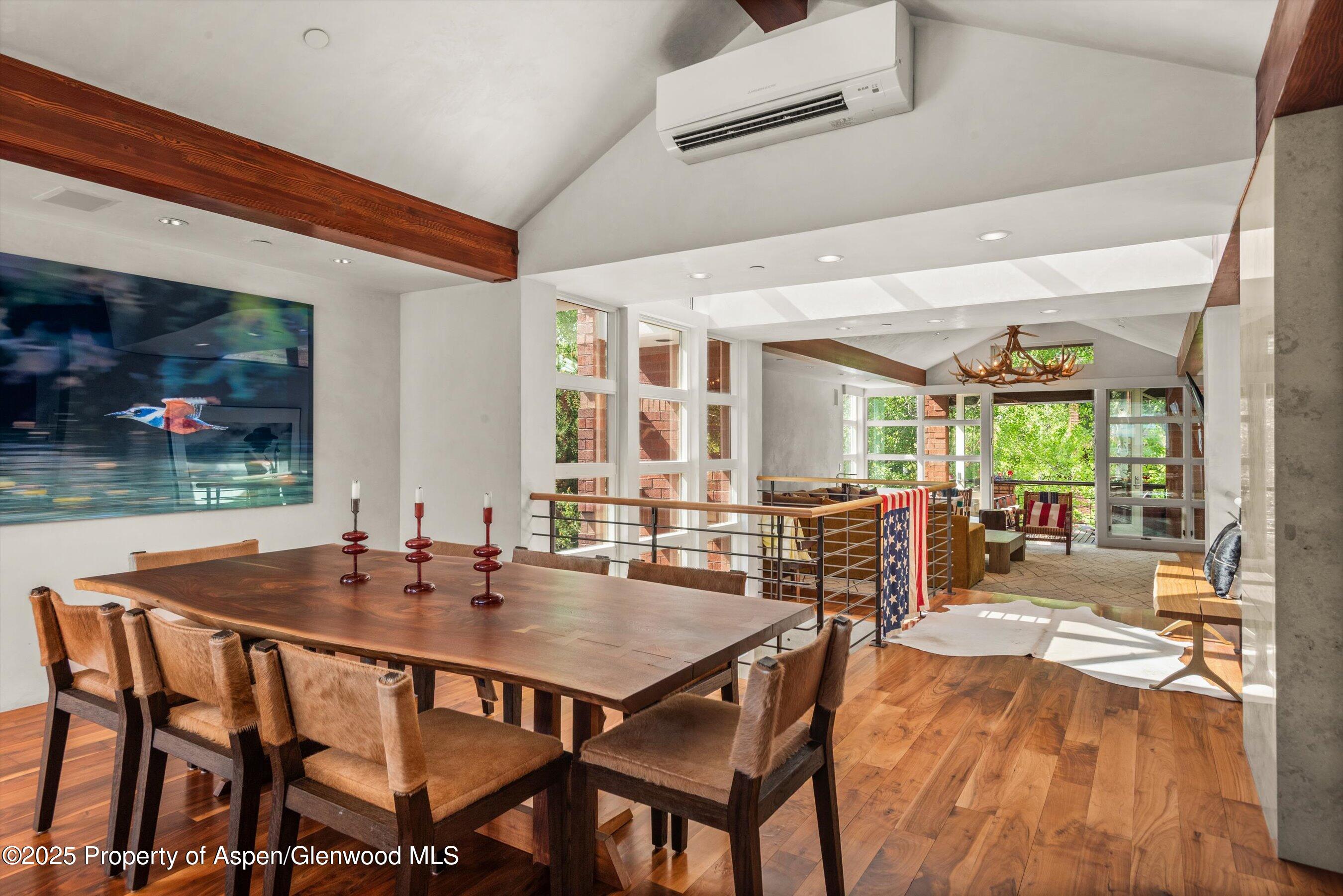 706 E Hyman Avenue 706