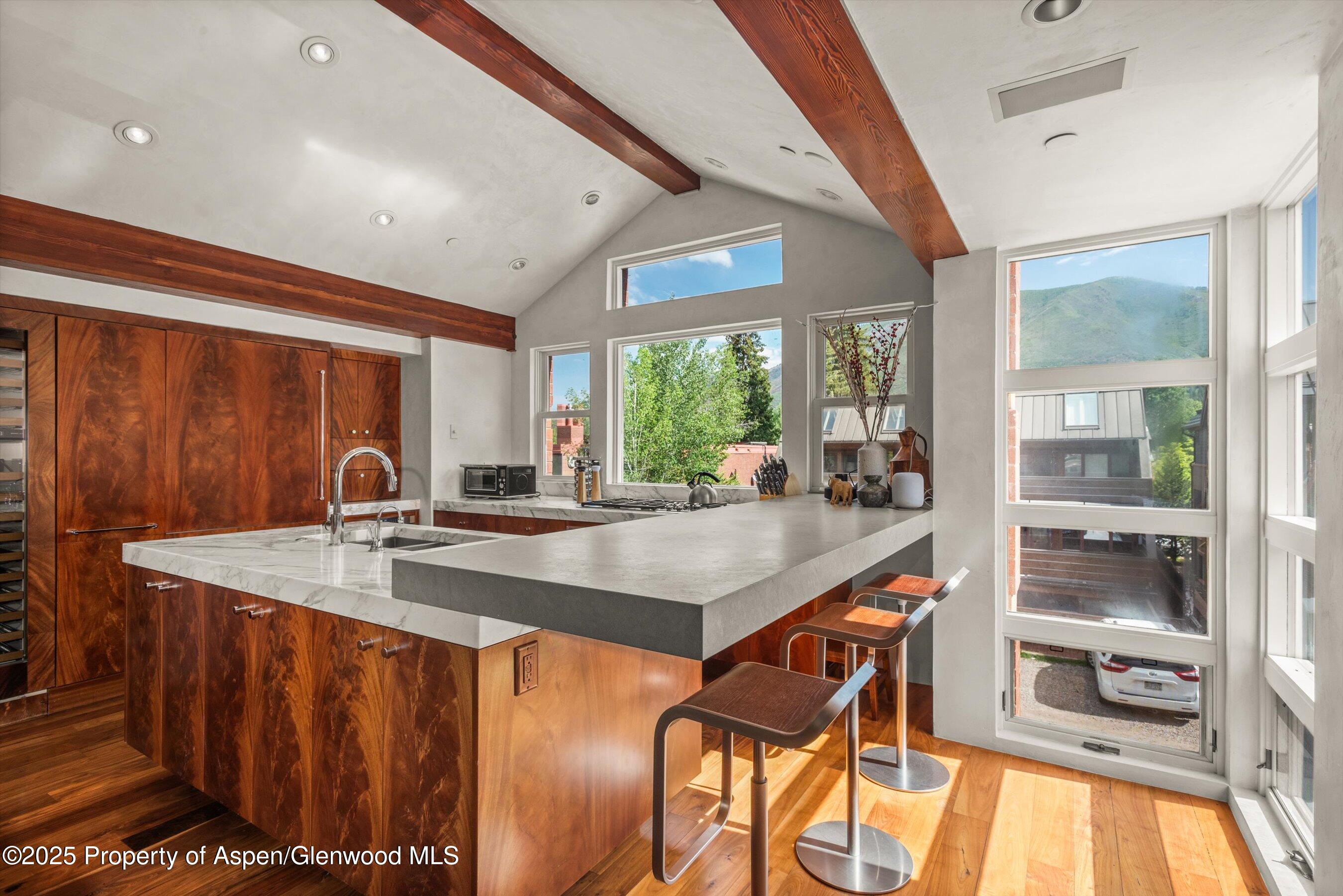 706 E Hyman Avenue 706