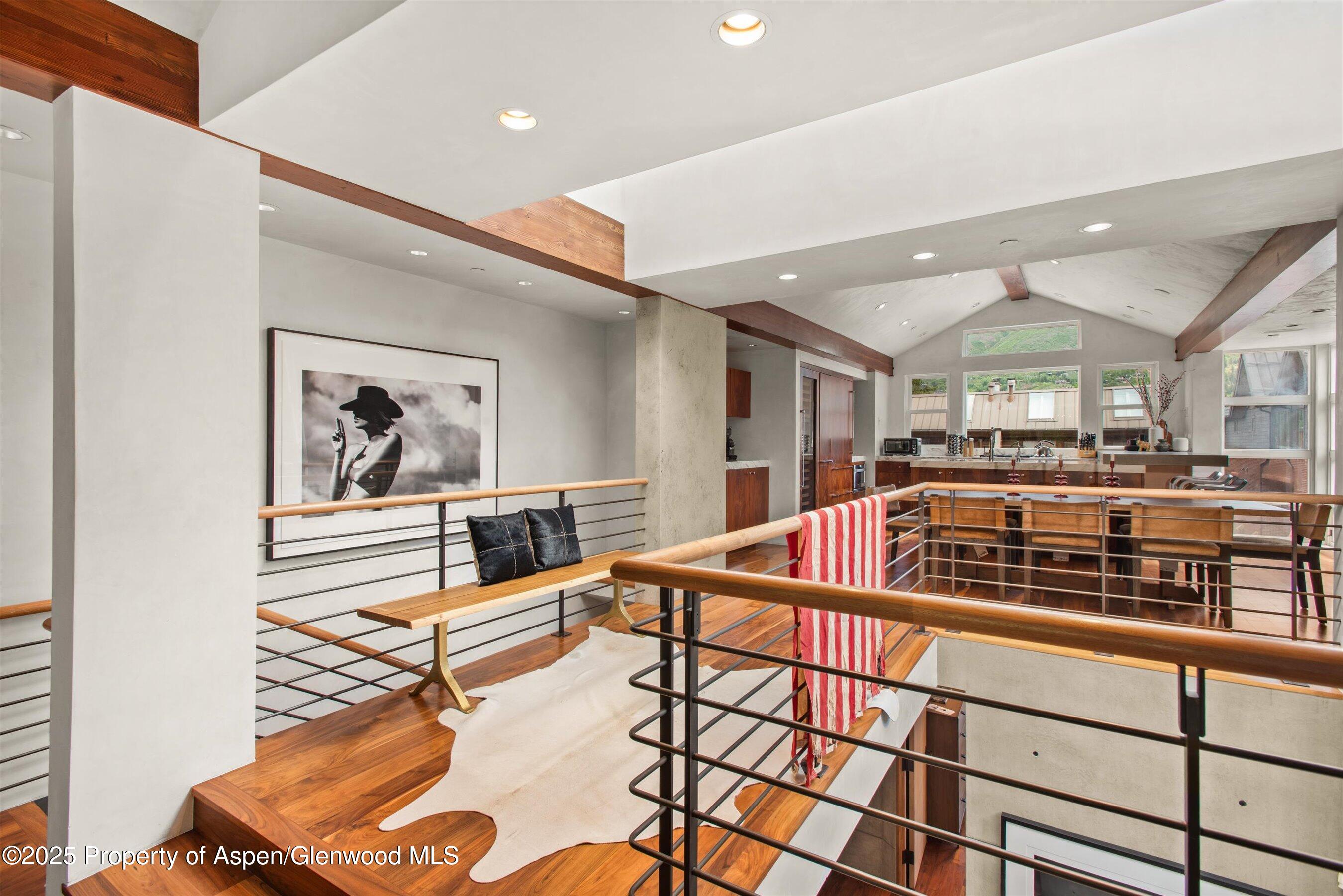 706 E Hyman Avenue 706