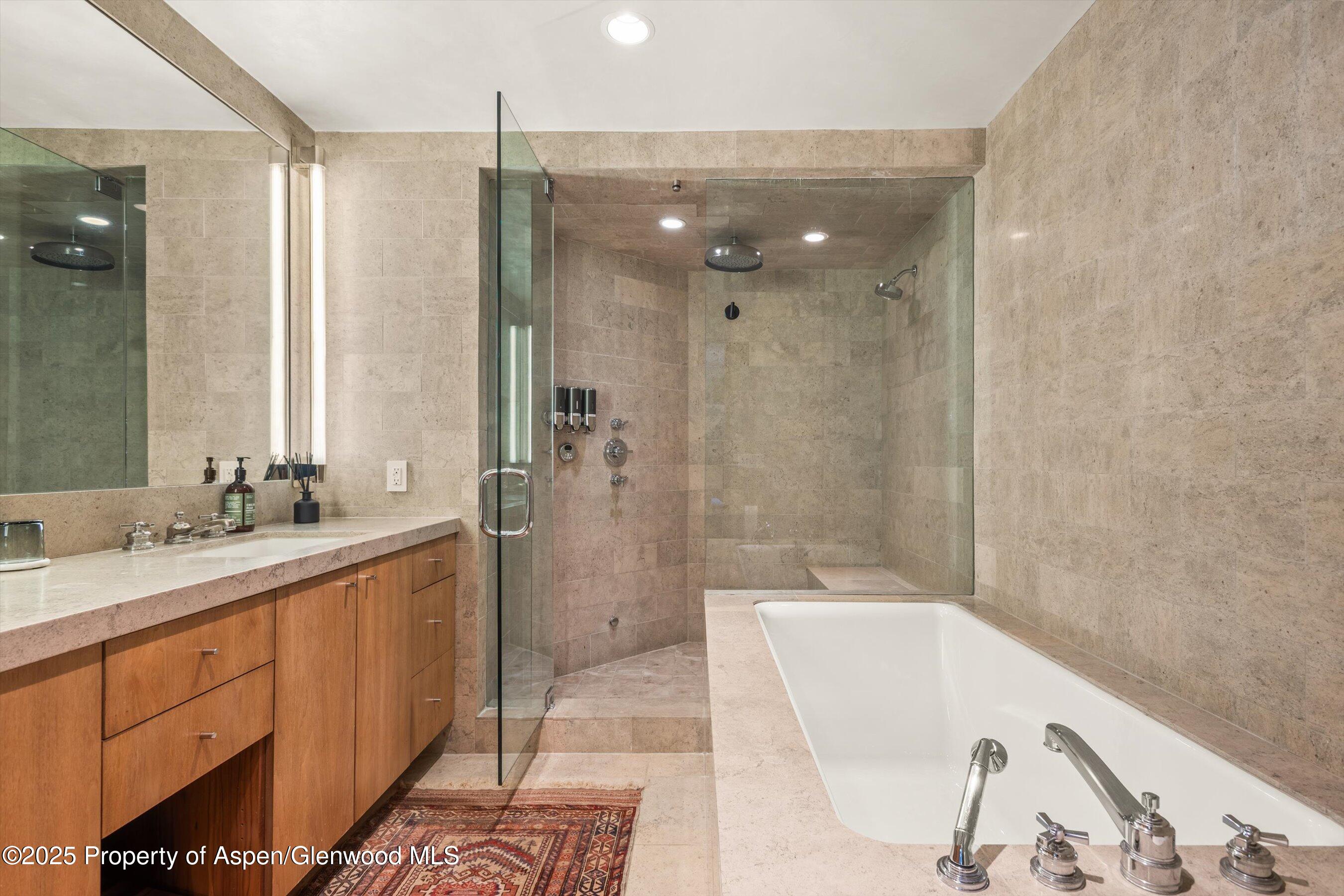 706 E Hyman Avenue 706