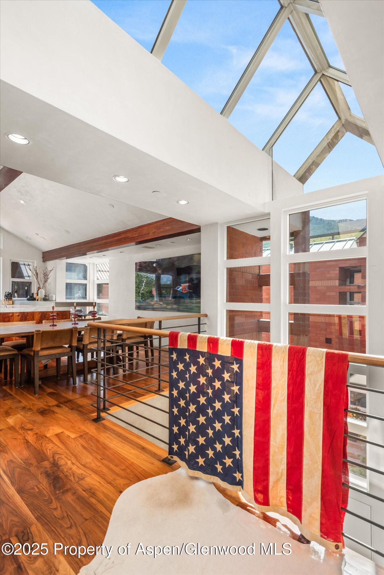 706 E Hyman Avenue 706