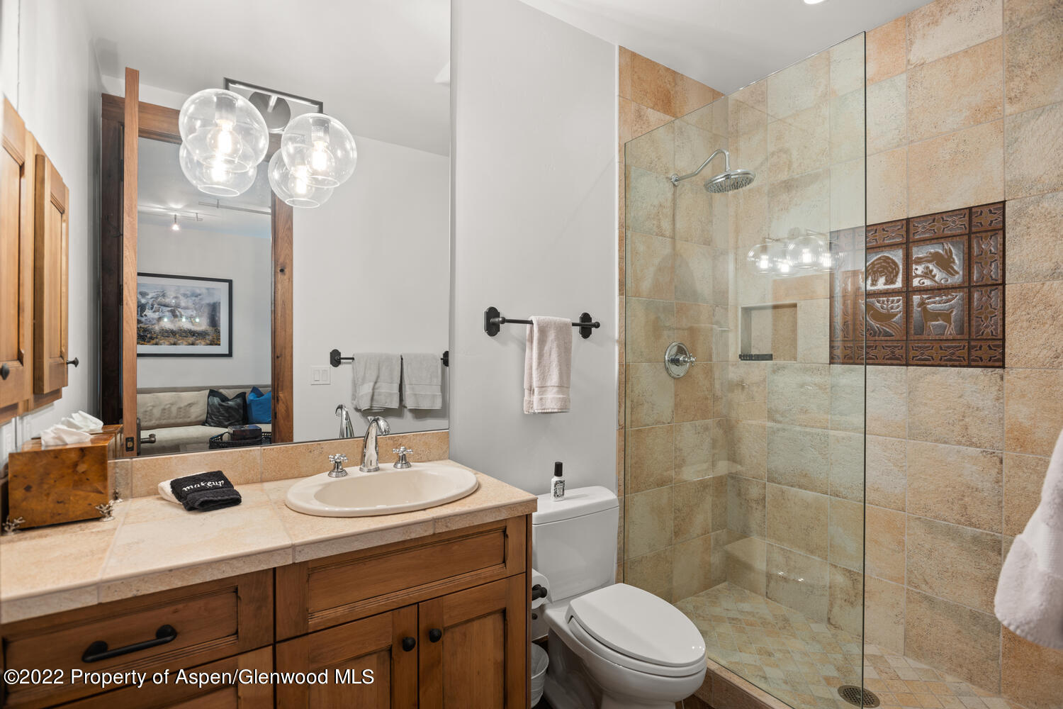 1350 Sierra Vista Drive