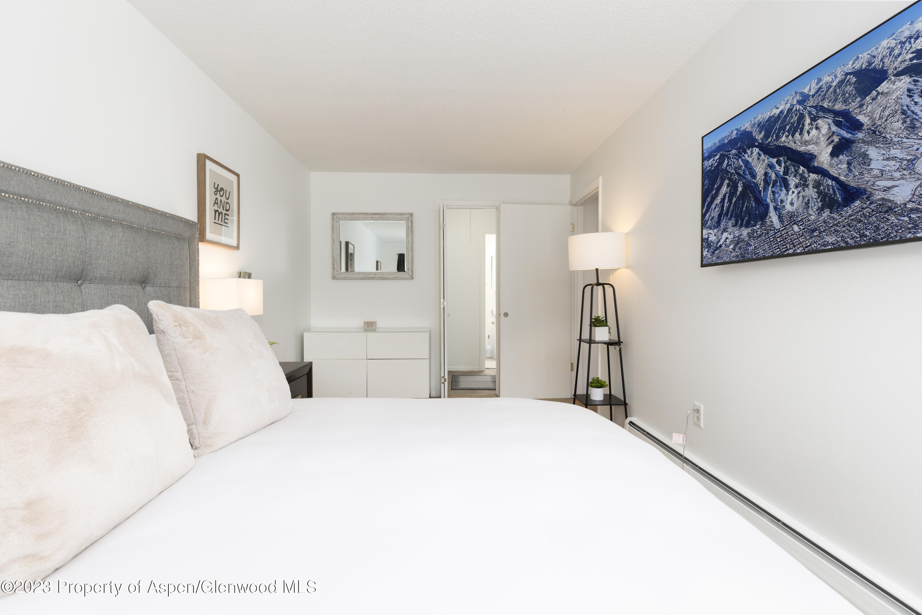 100 E Dean Street, 3D