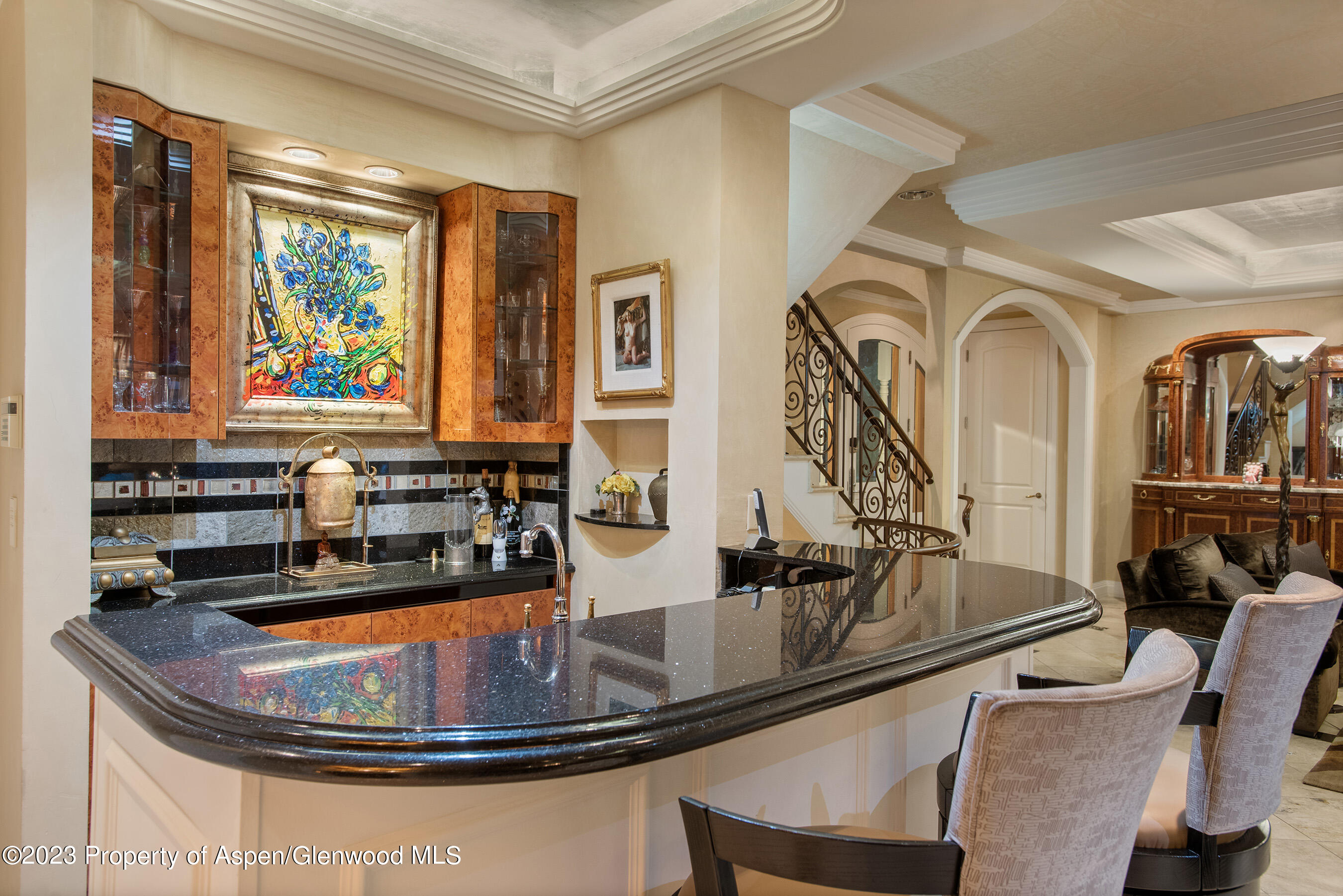 101 W Francis Street