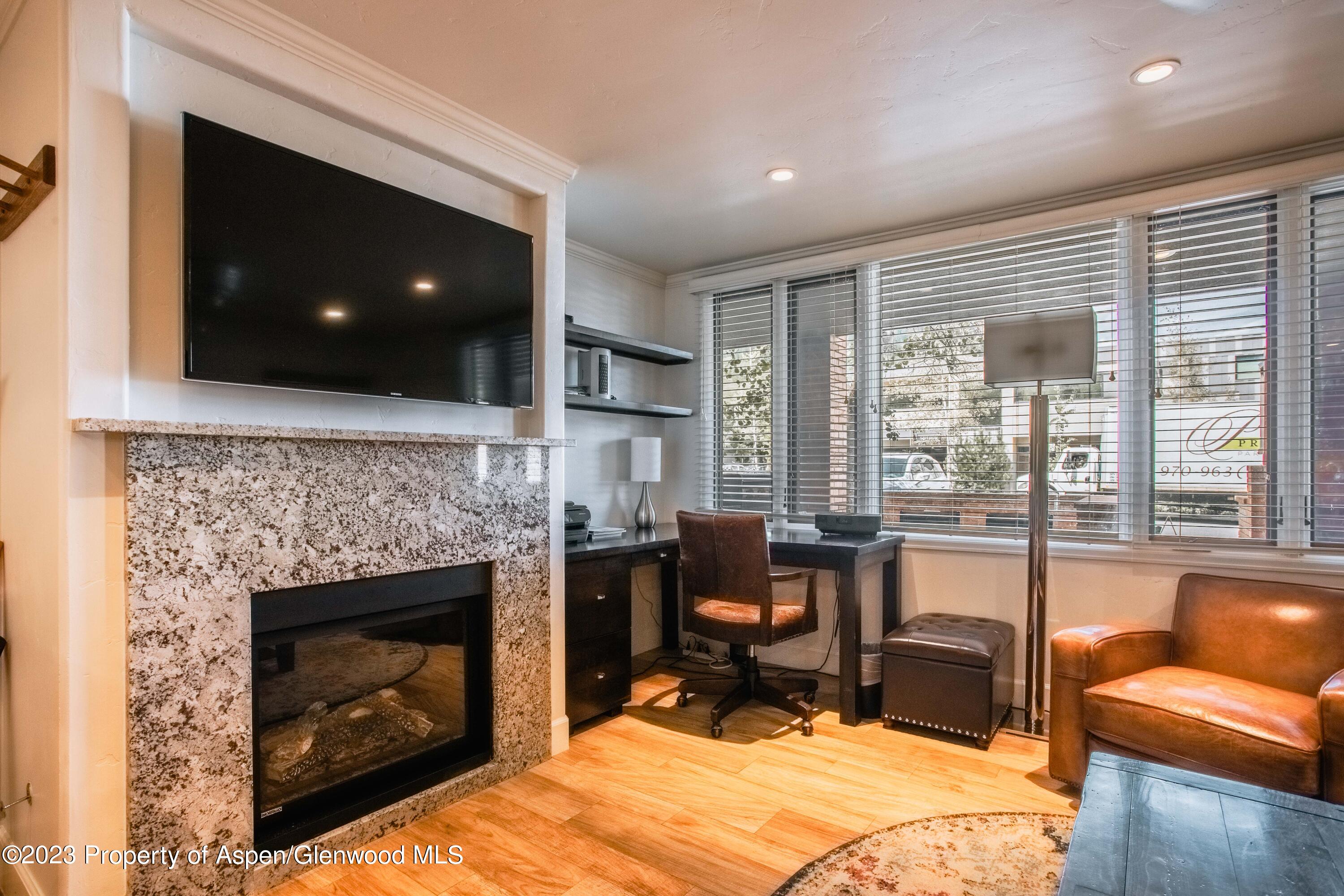 450 S Original Street, 2