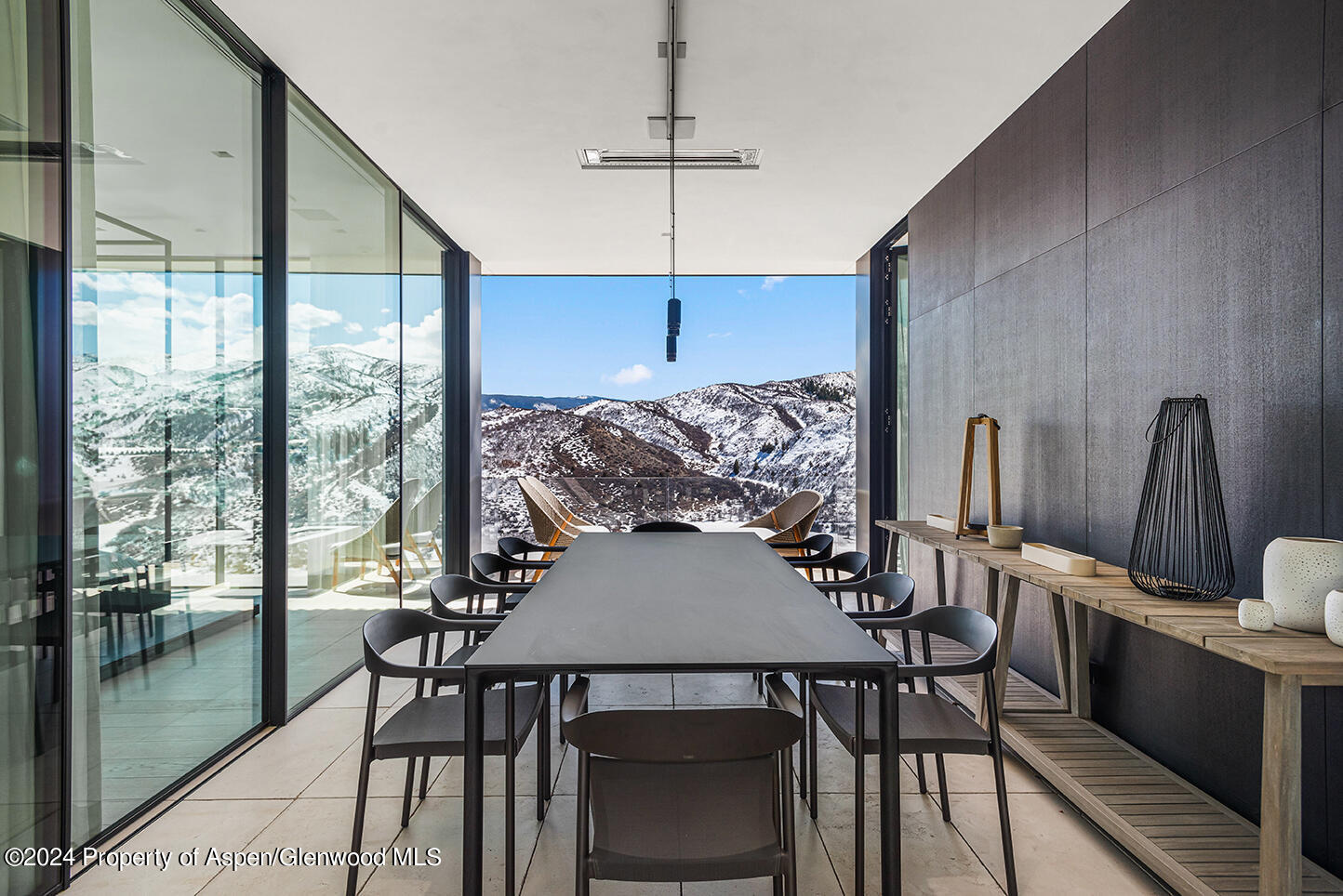 580 Medicine Bow Road