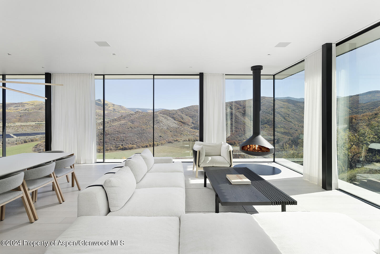 580 Medicine Bow Road