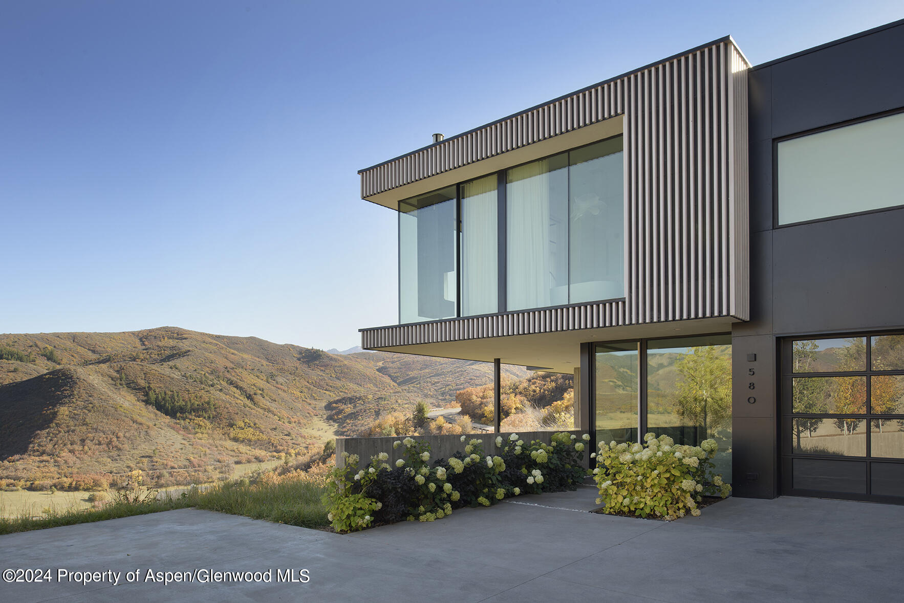 580 Medicine Bow Road