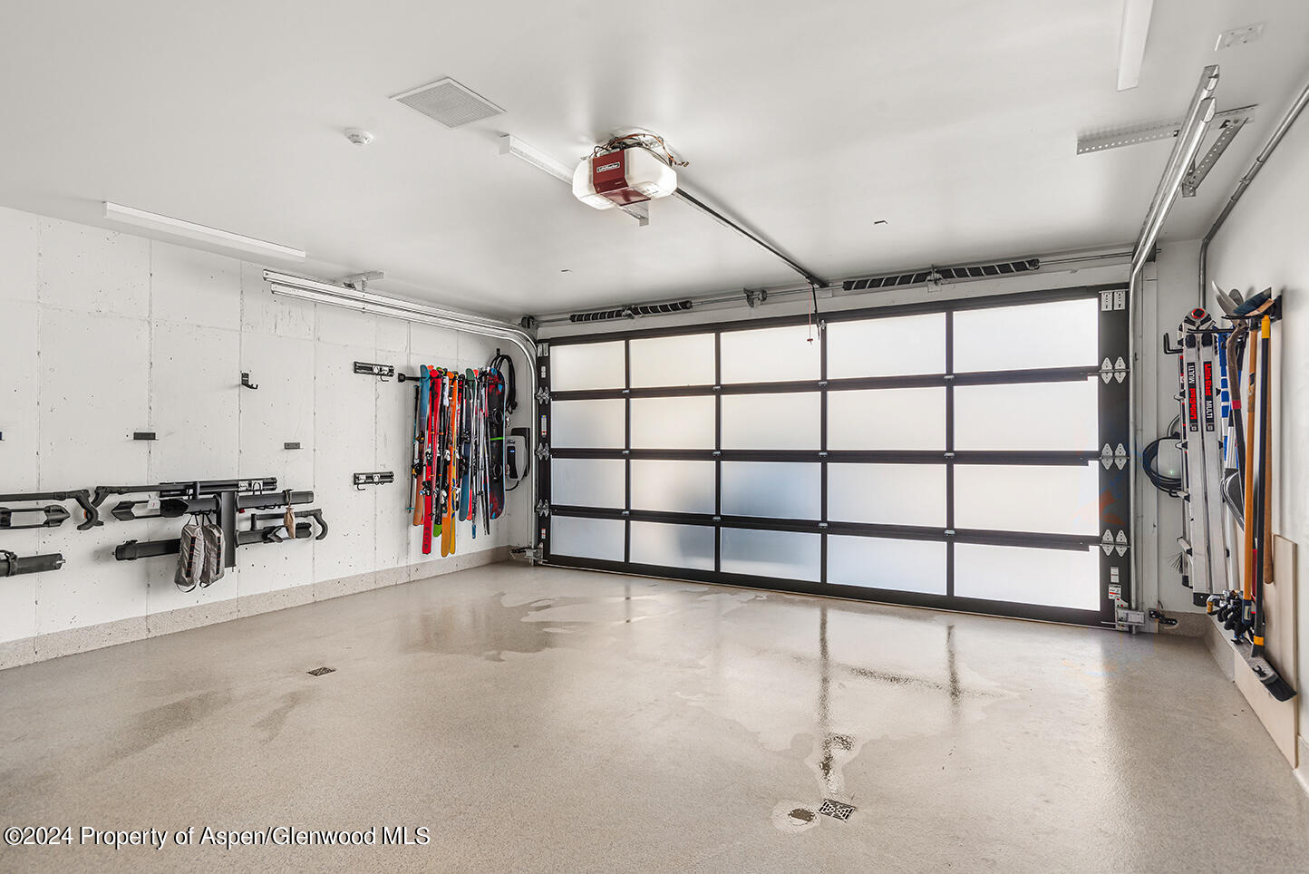 580 Medicine Bow Road