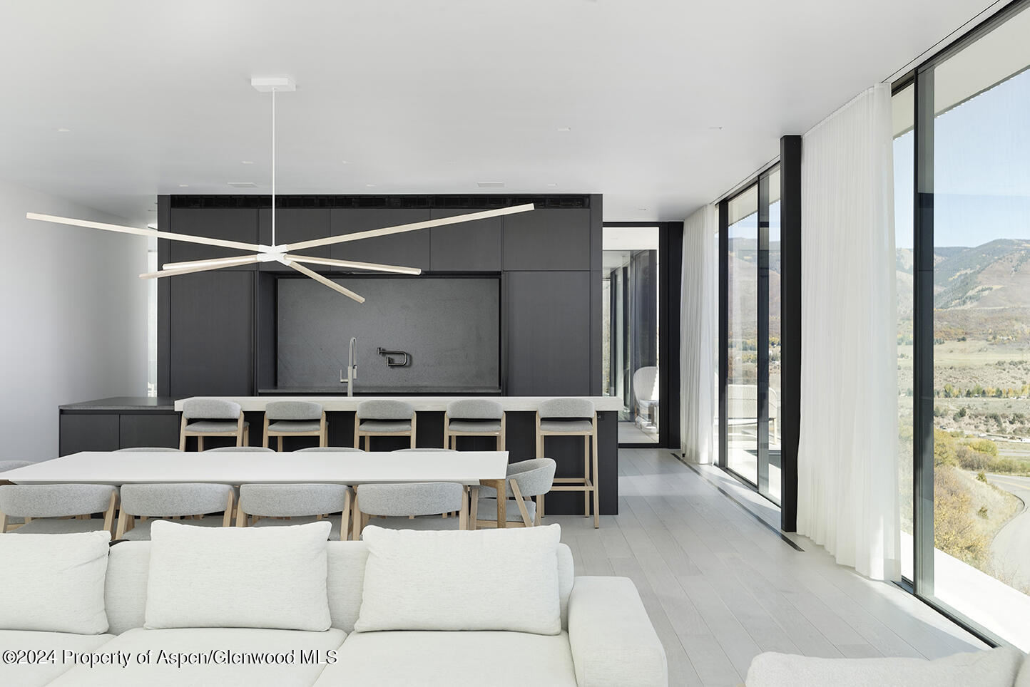 580 Medicine Bow Road