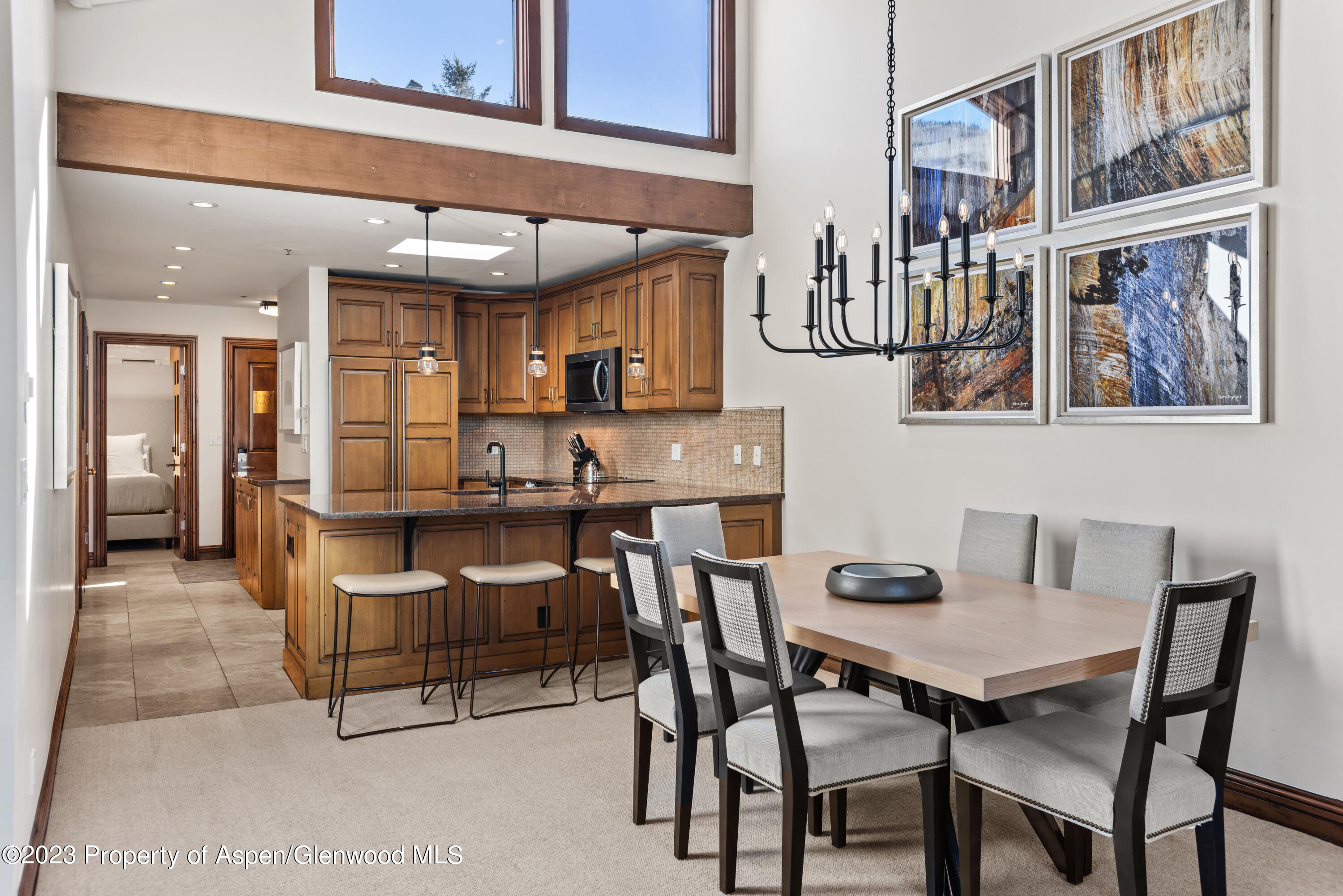 610 S West End Street, H-401