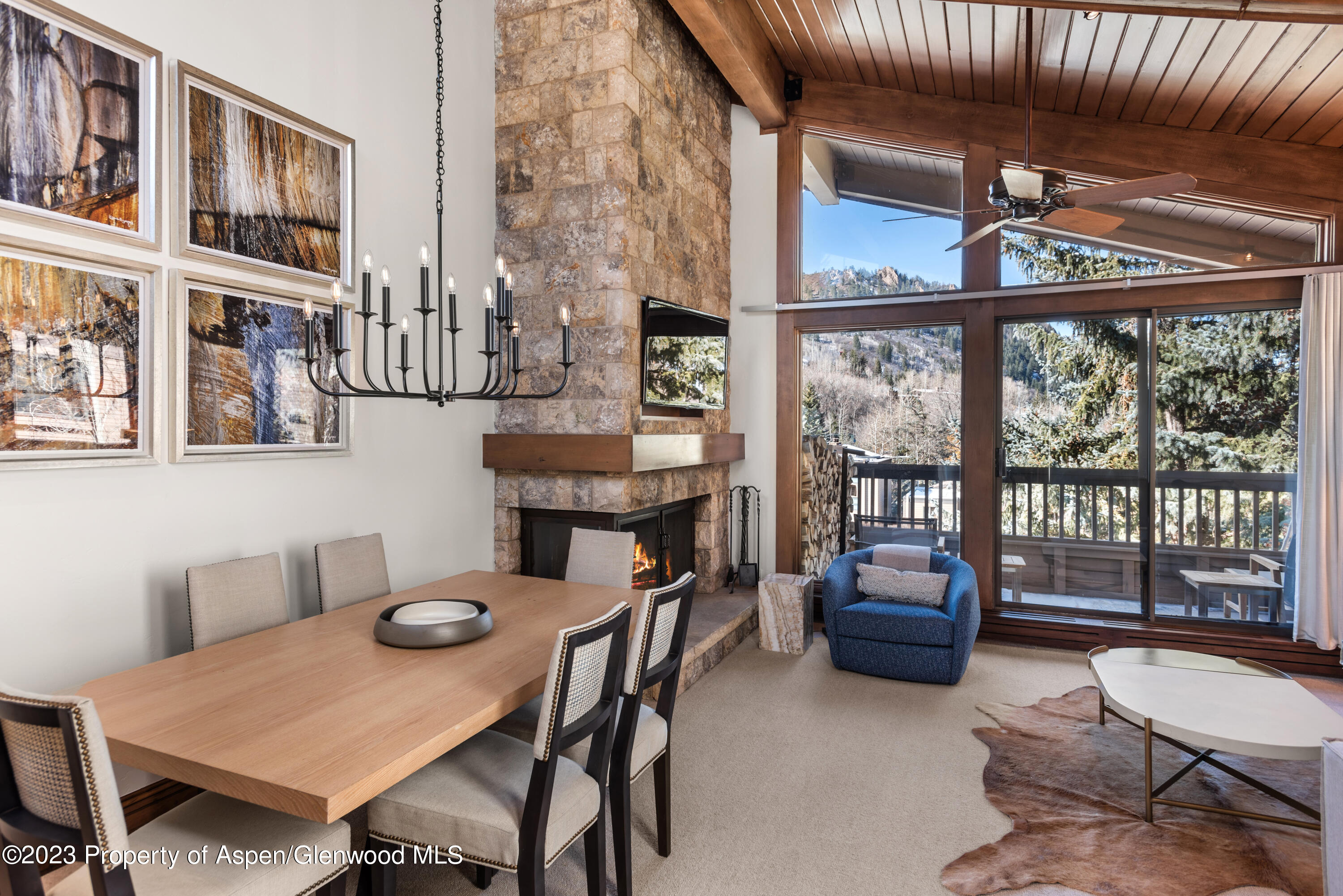 610 S West End Street, H-401