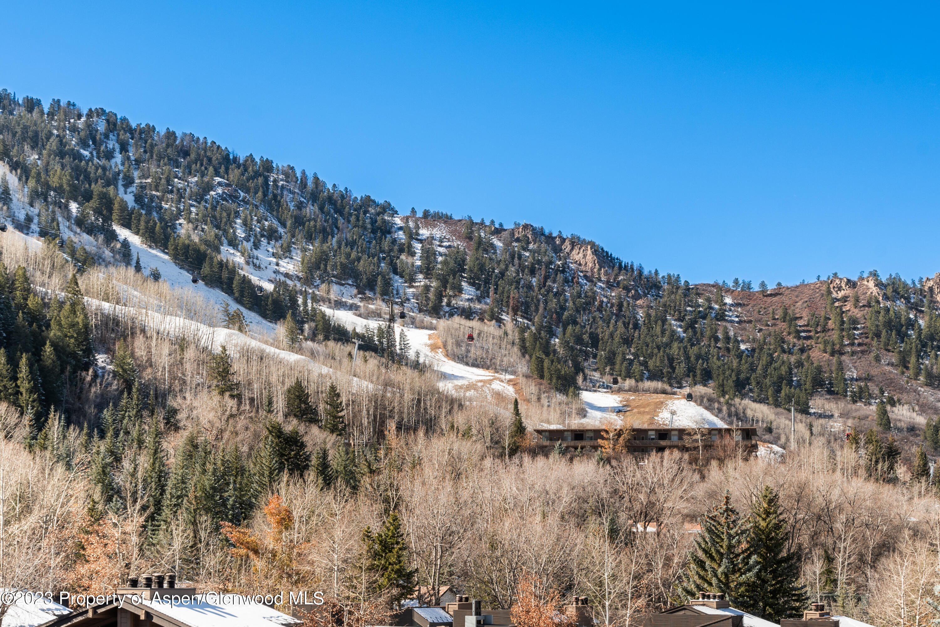 610 S West End Street, H-401