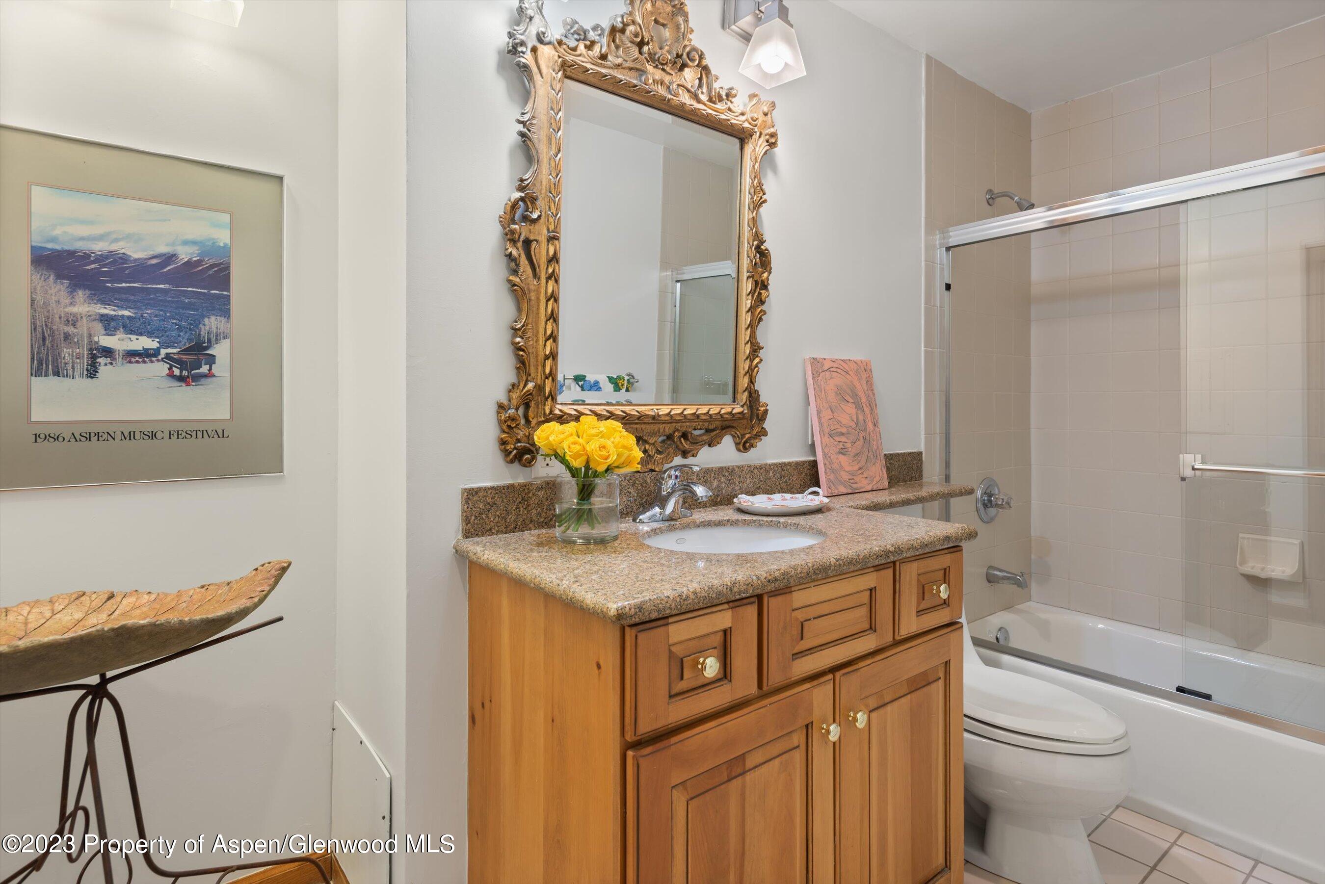 100 E Dean Street, 1B & 1C