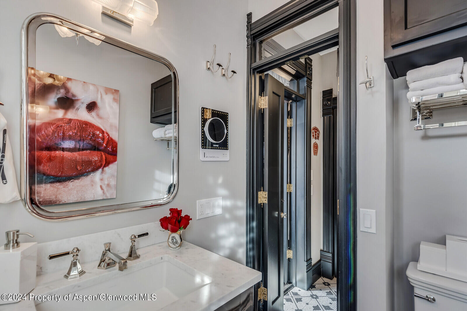 333 W Main Street, 1A