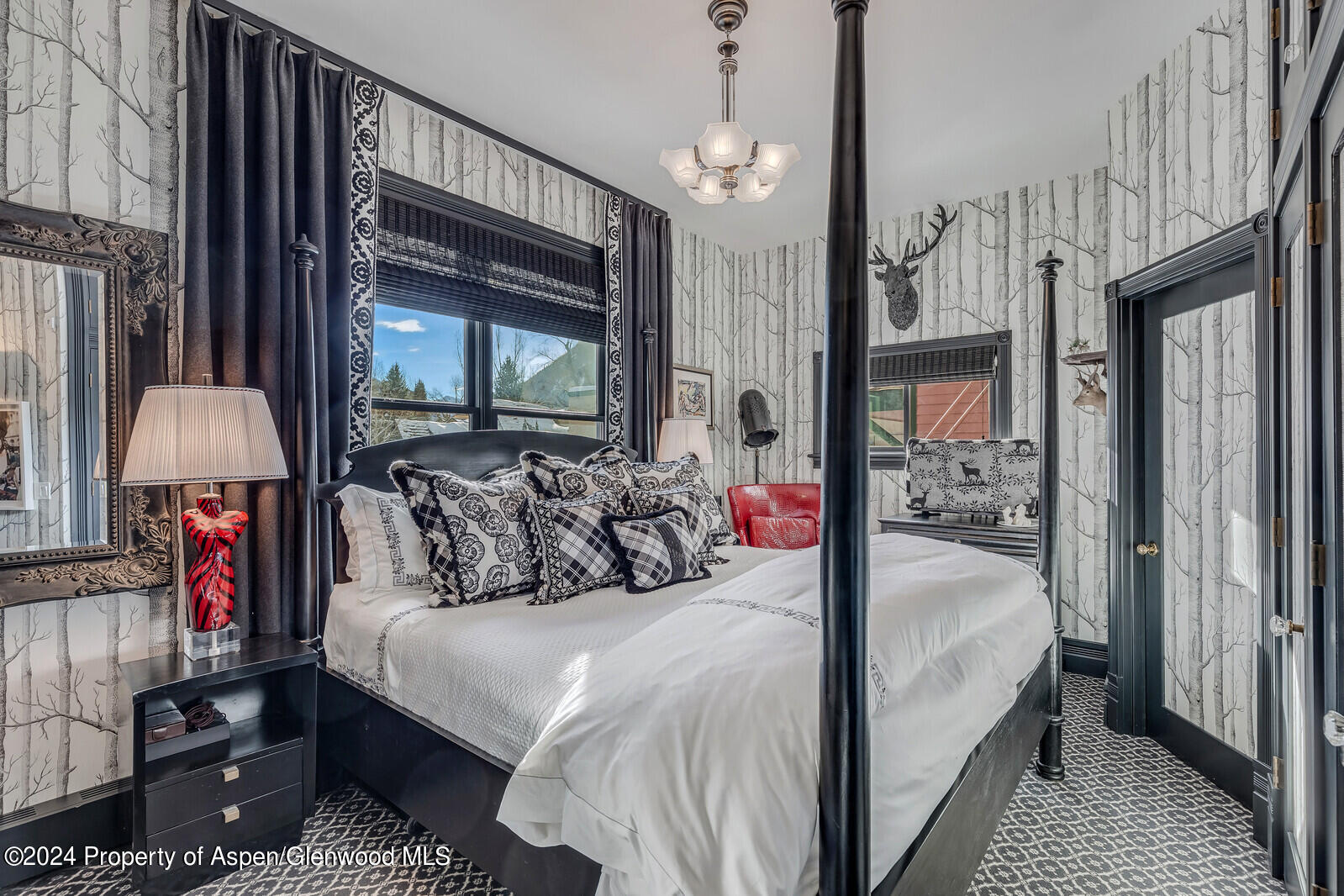 333 W Main Street, 1A