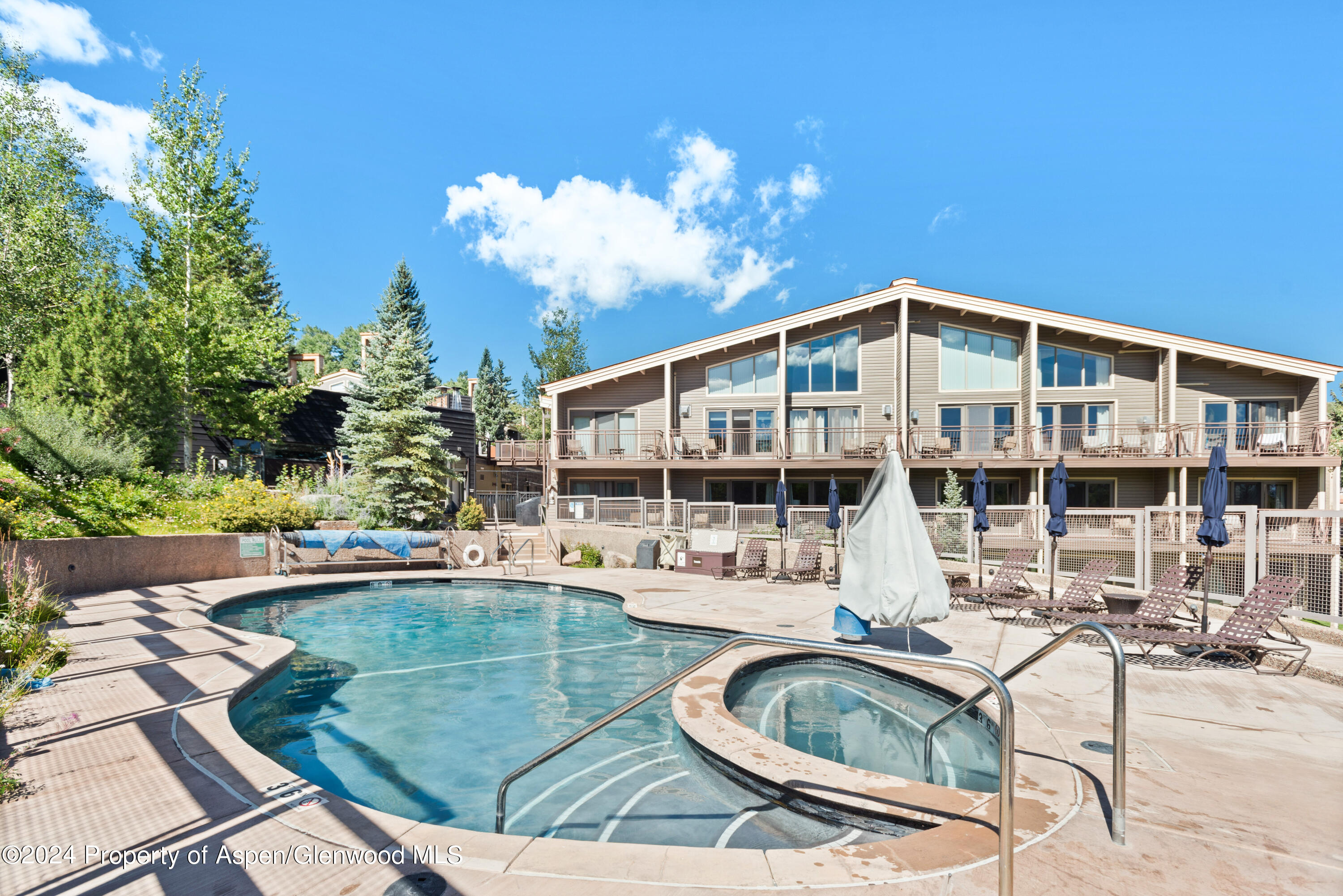 690 Carriage Way, A3F