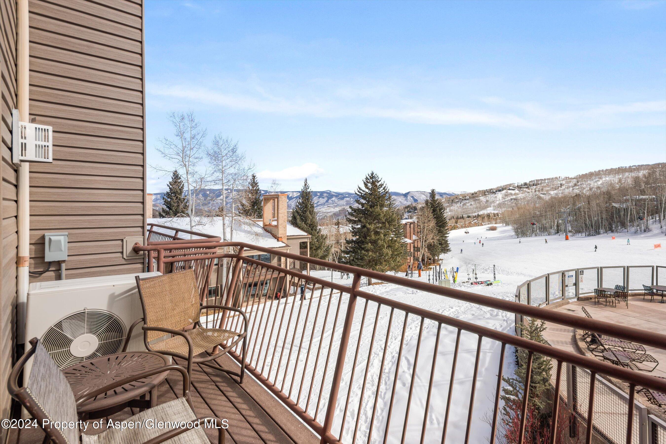 690 Carriage Way, 315