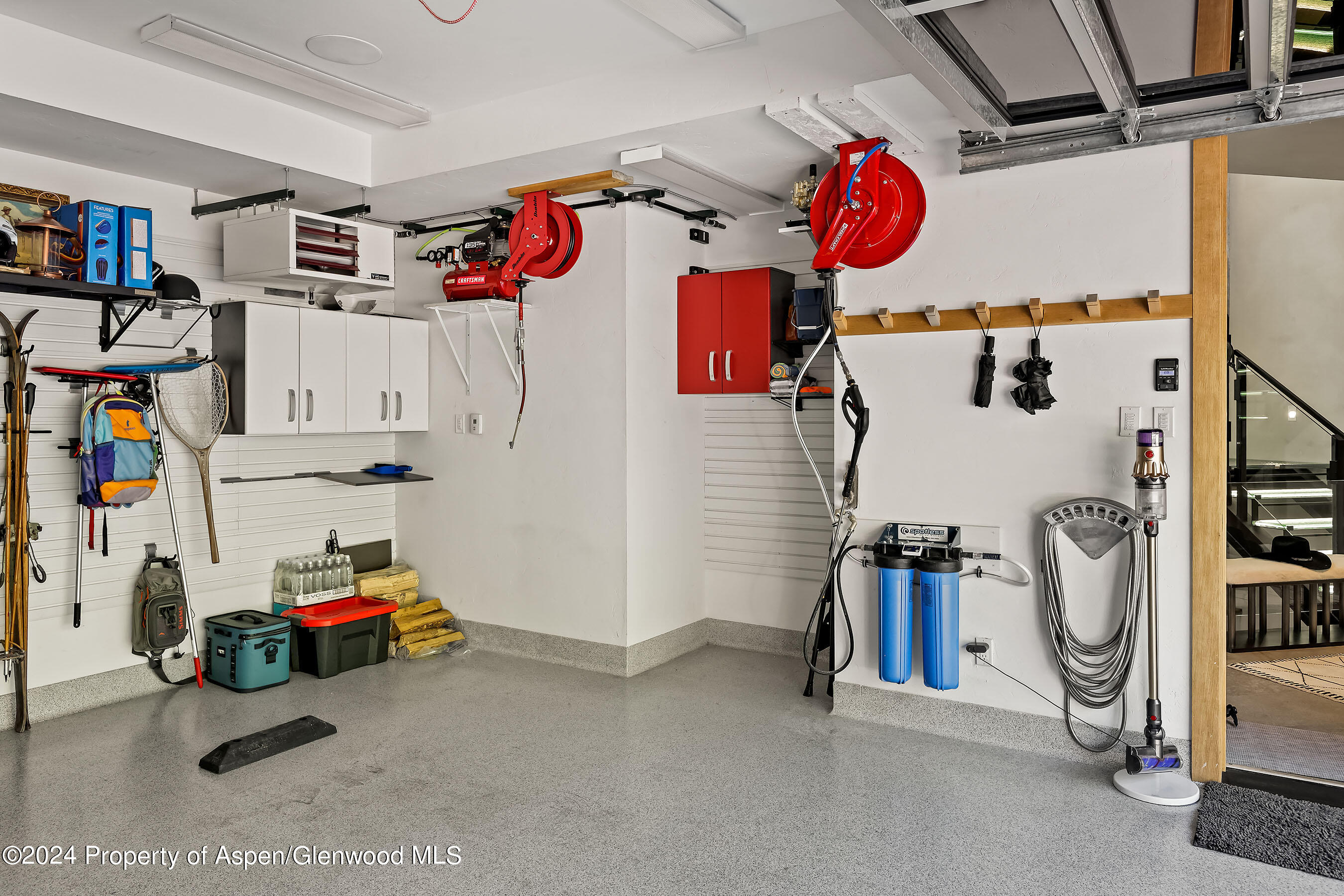 1190 Riverside Drive