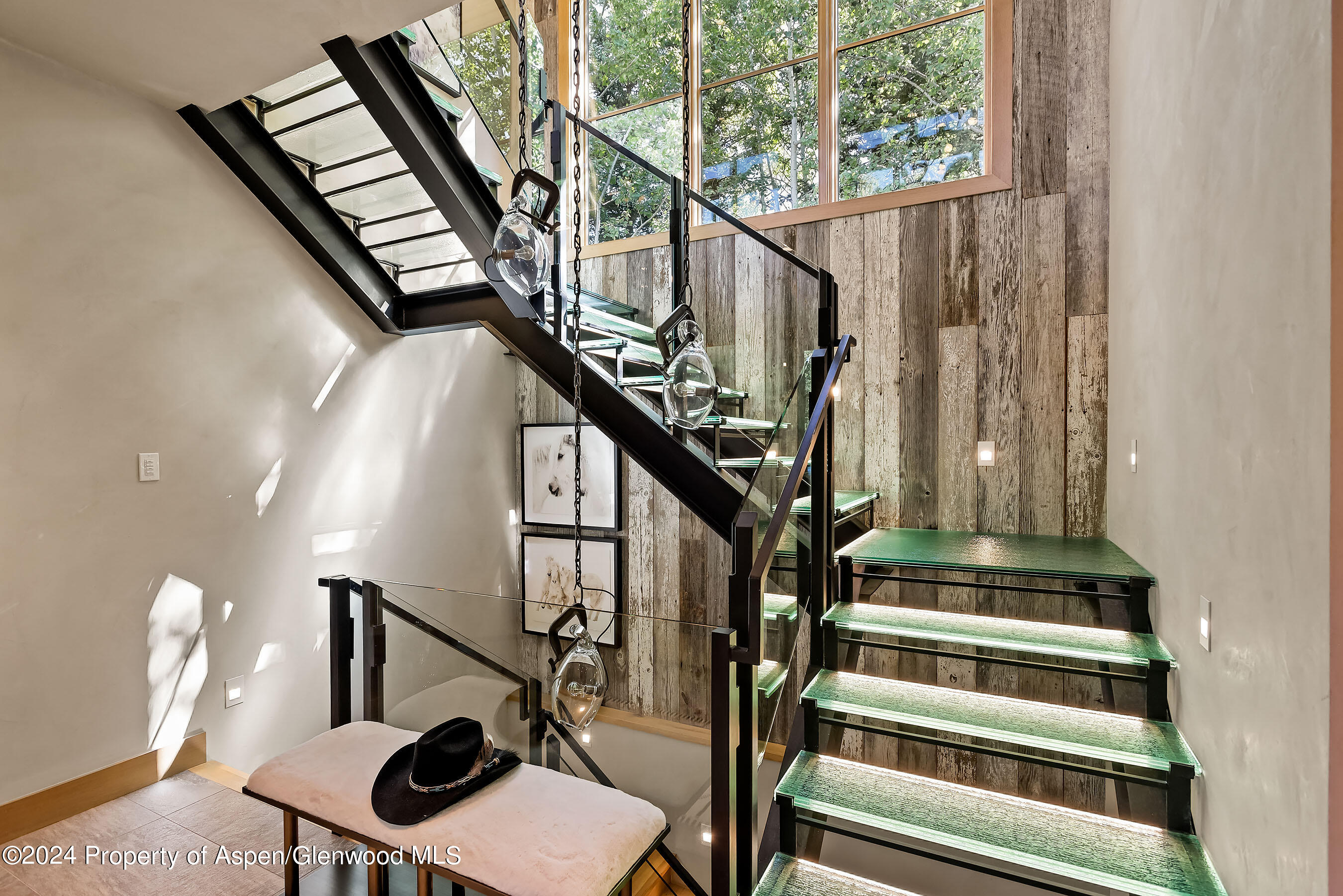 1190 Riverside Drive