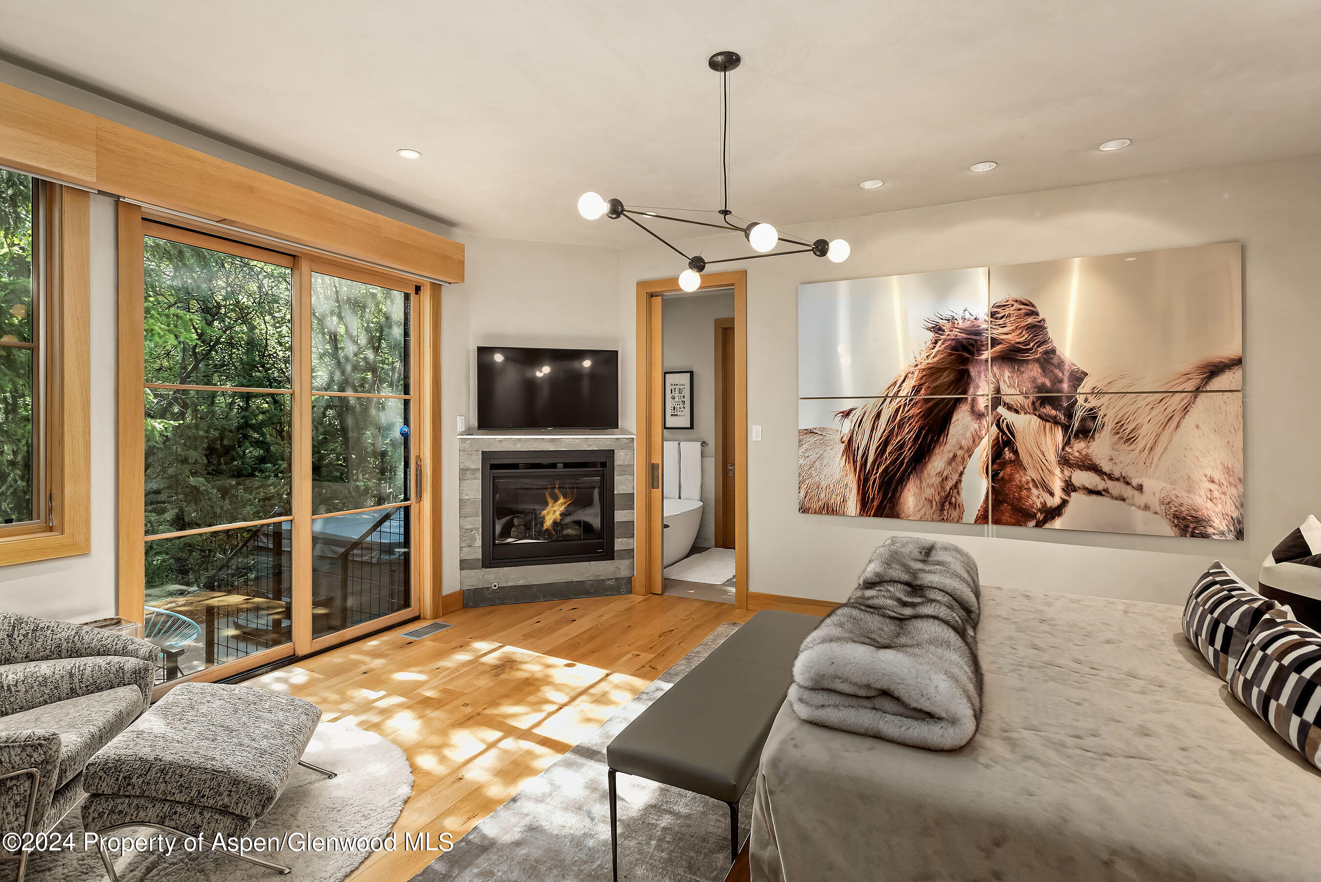 1190 Riverside Drive