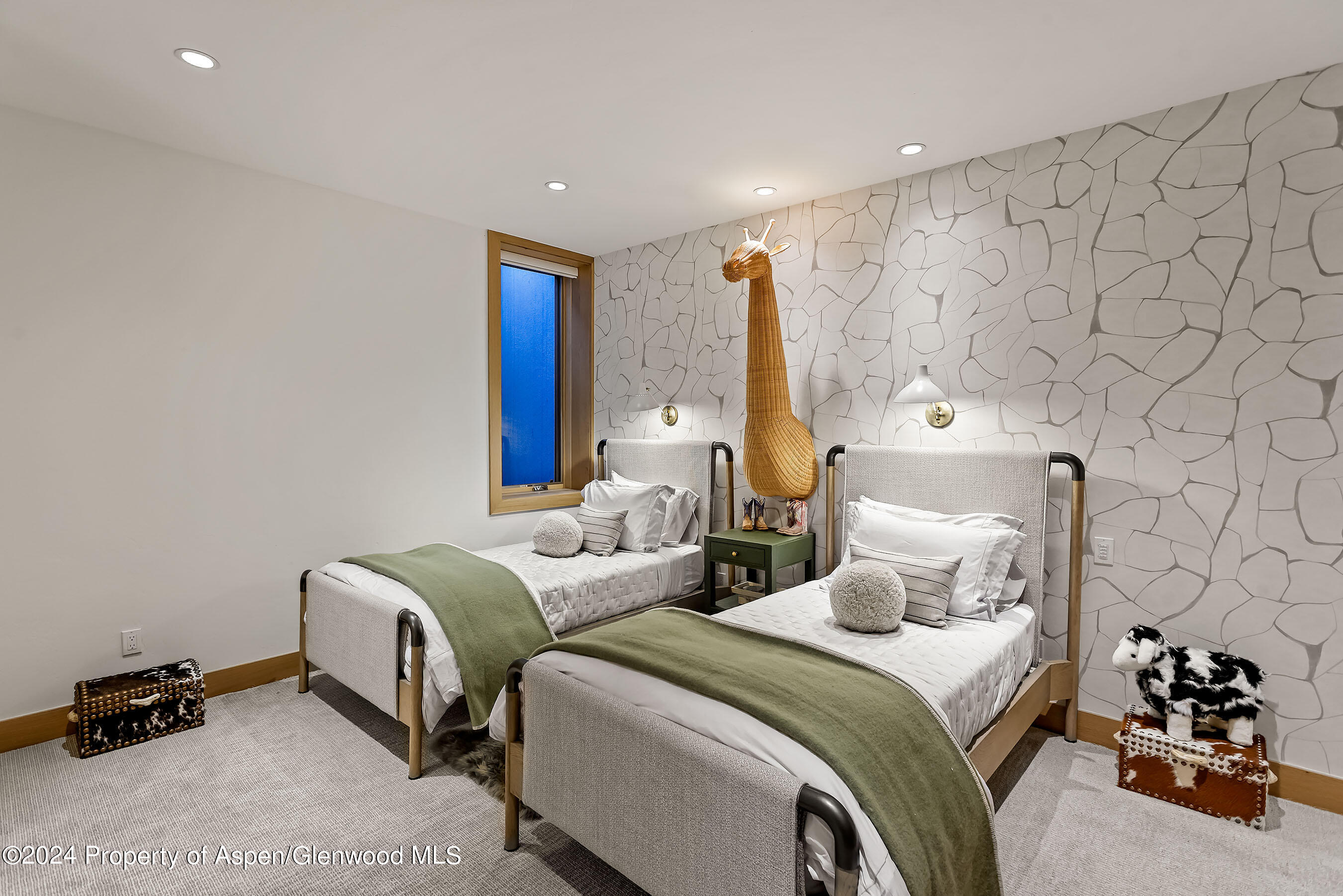 1190 Riverside Drive