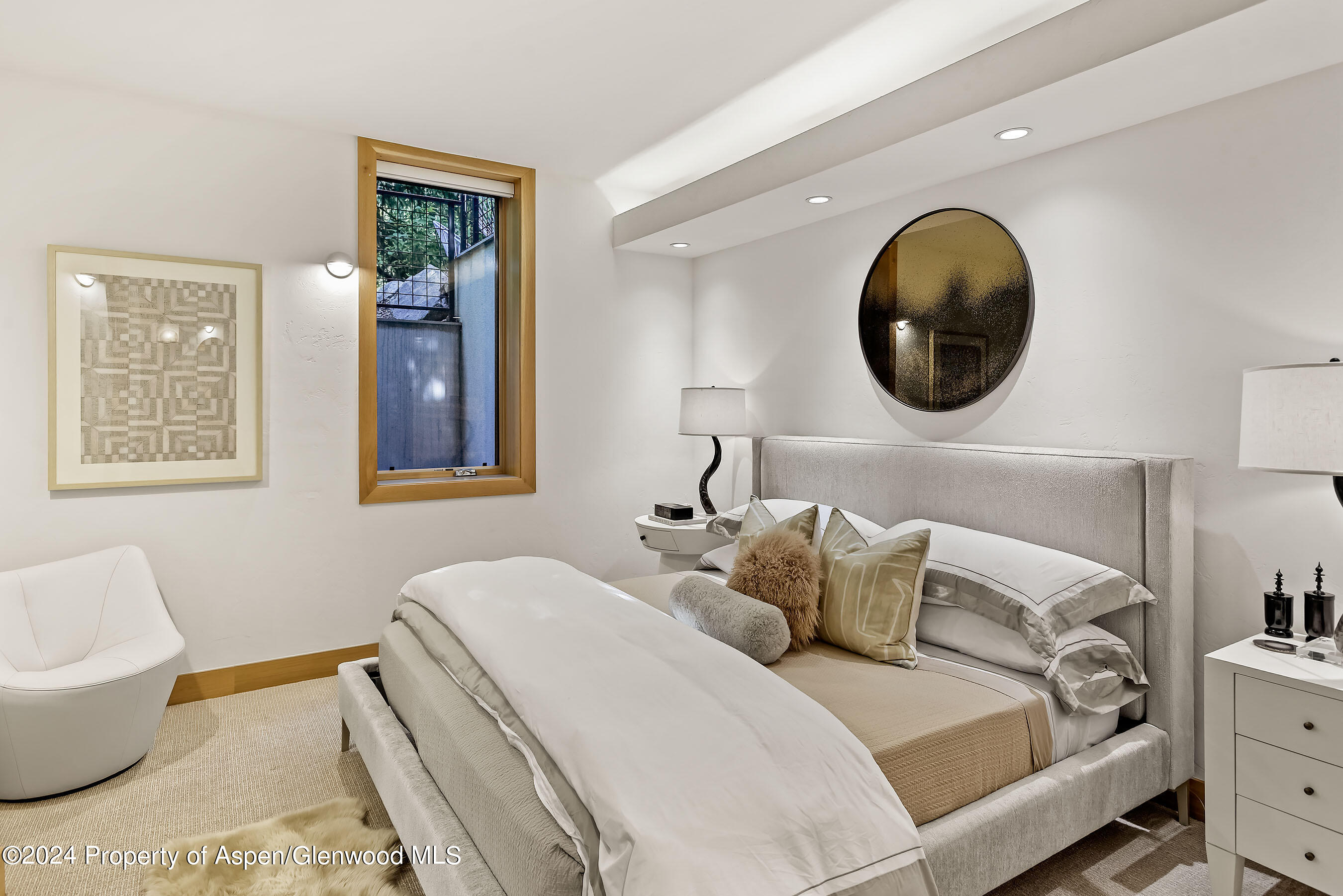 1190 Riverside Drive