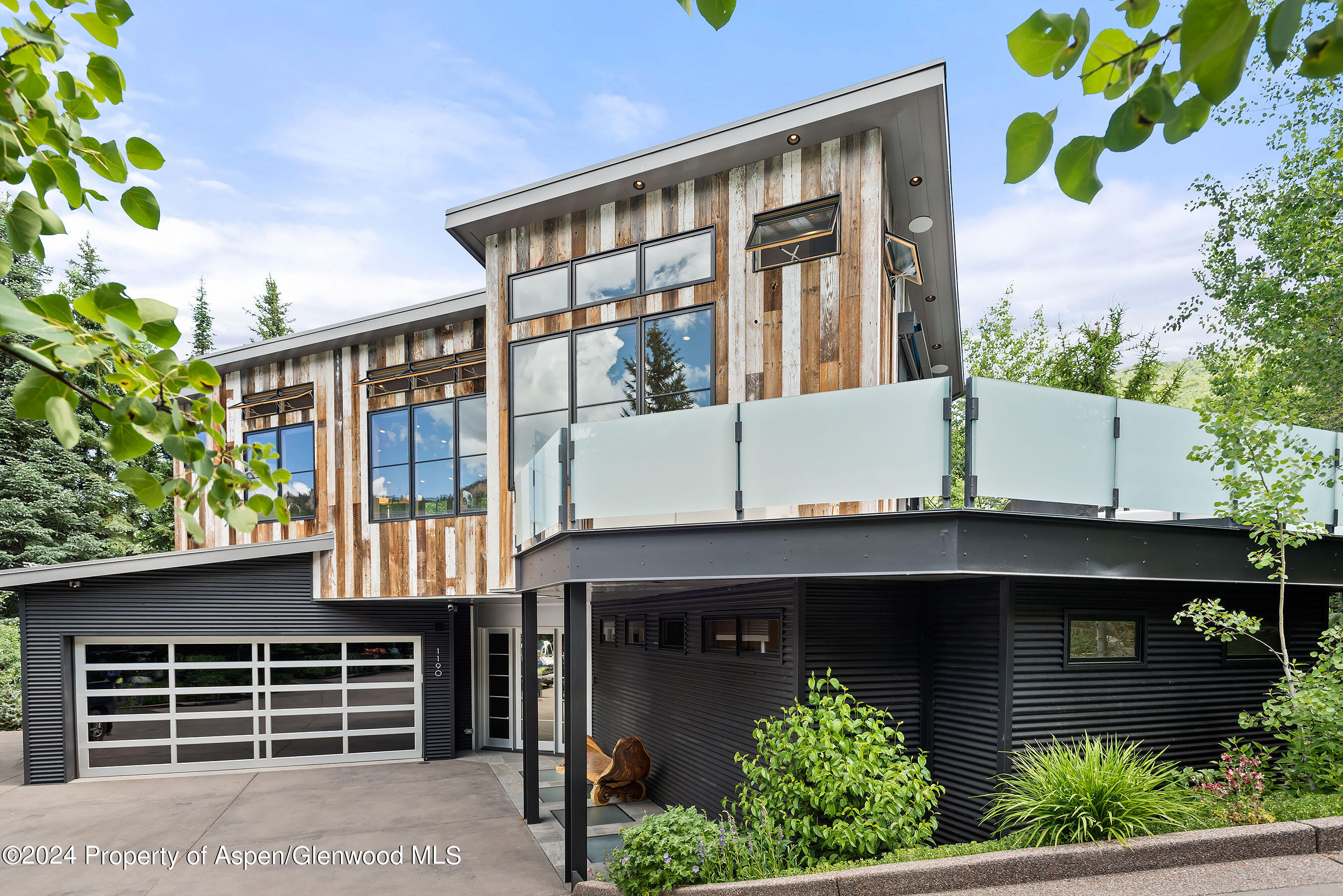 1190 Riverside Drive