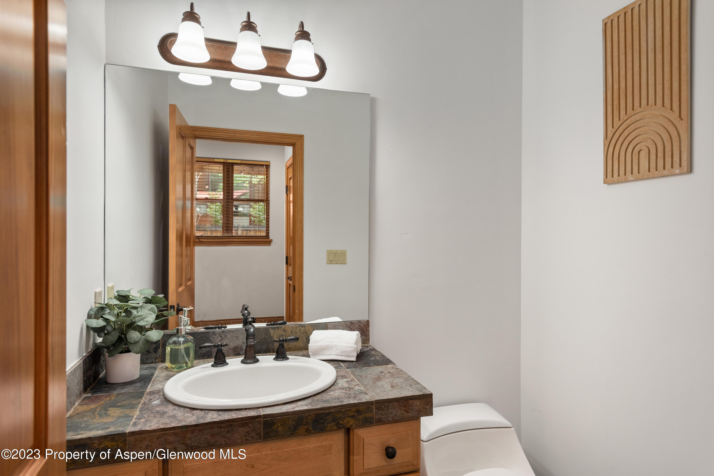 316 Allison Lane Lane, B