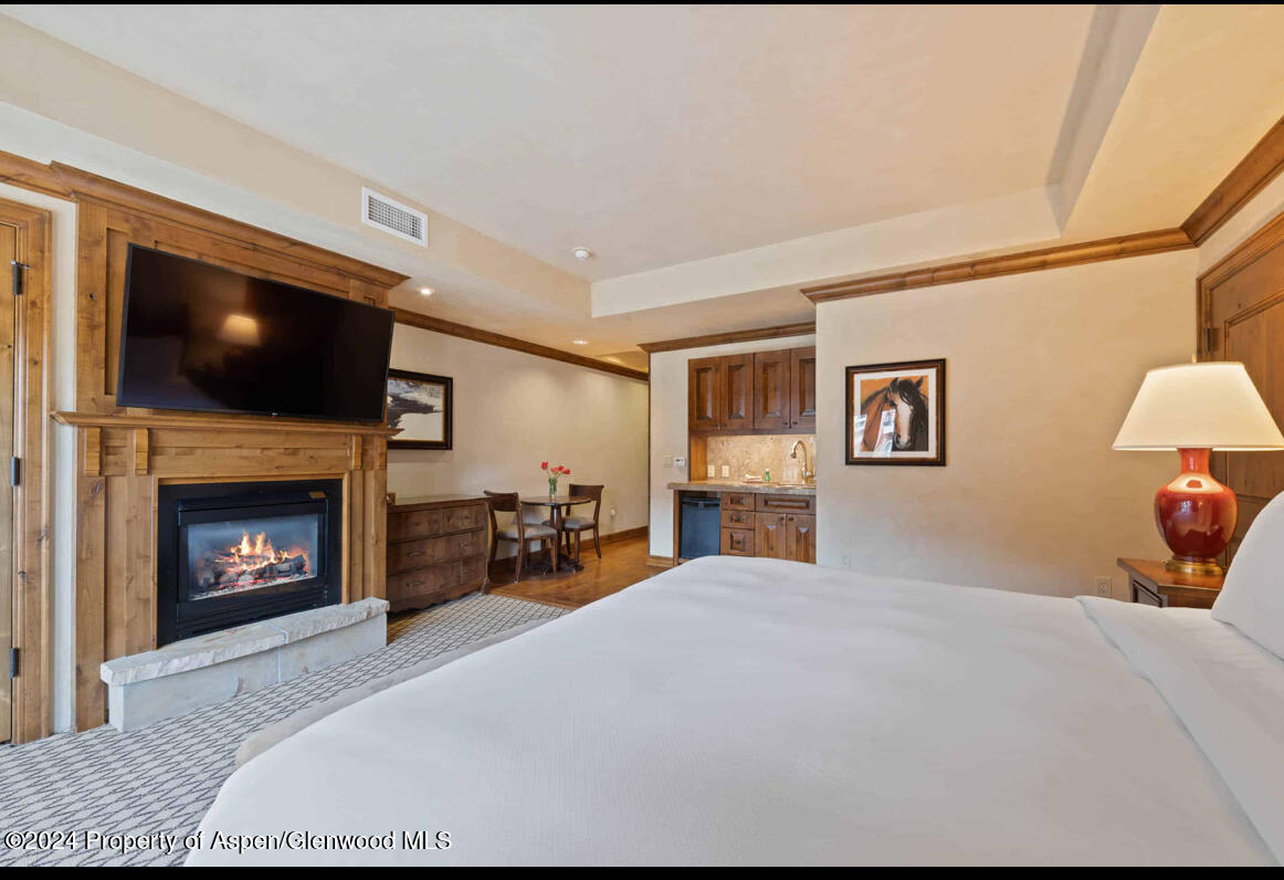 400 E Dean Street, Week 5 #25