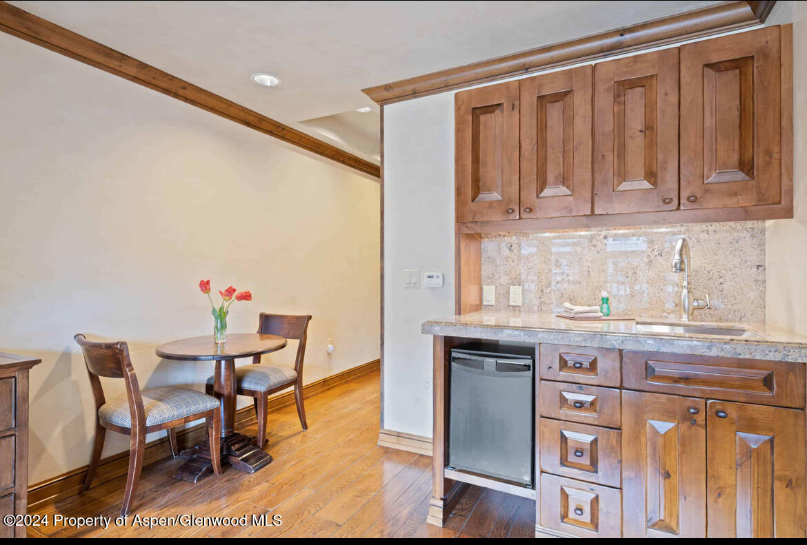 400 E Dean Street, Week 5 #25