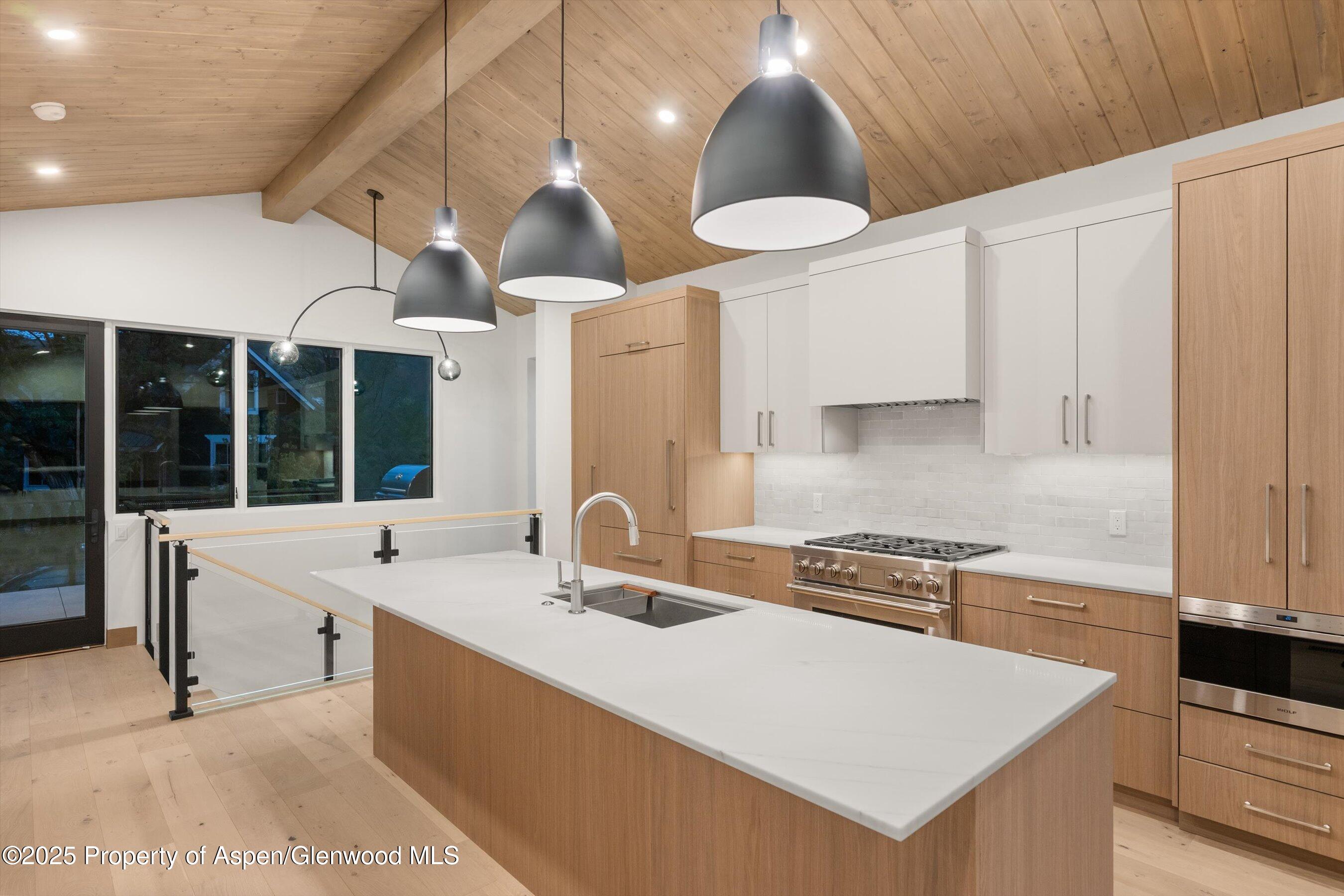 144 W Homestead Drive