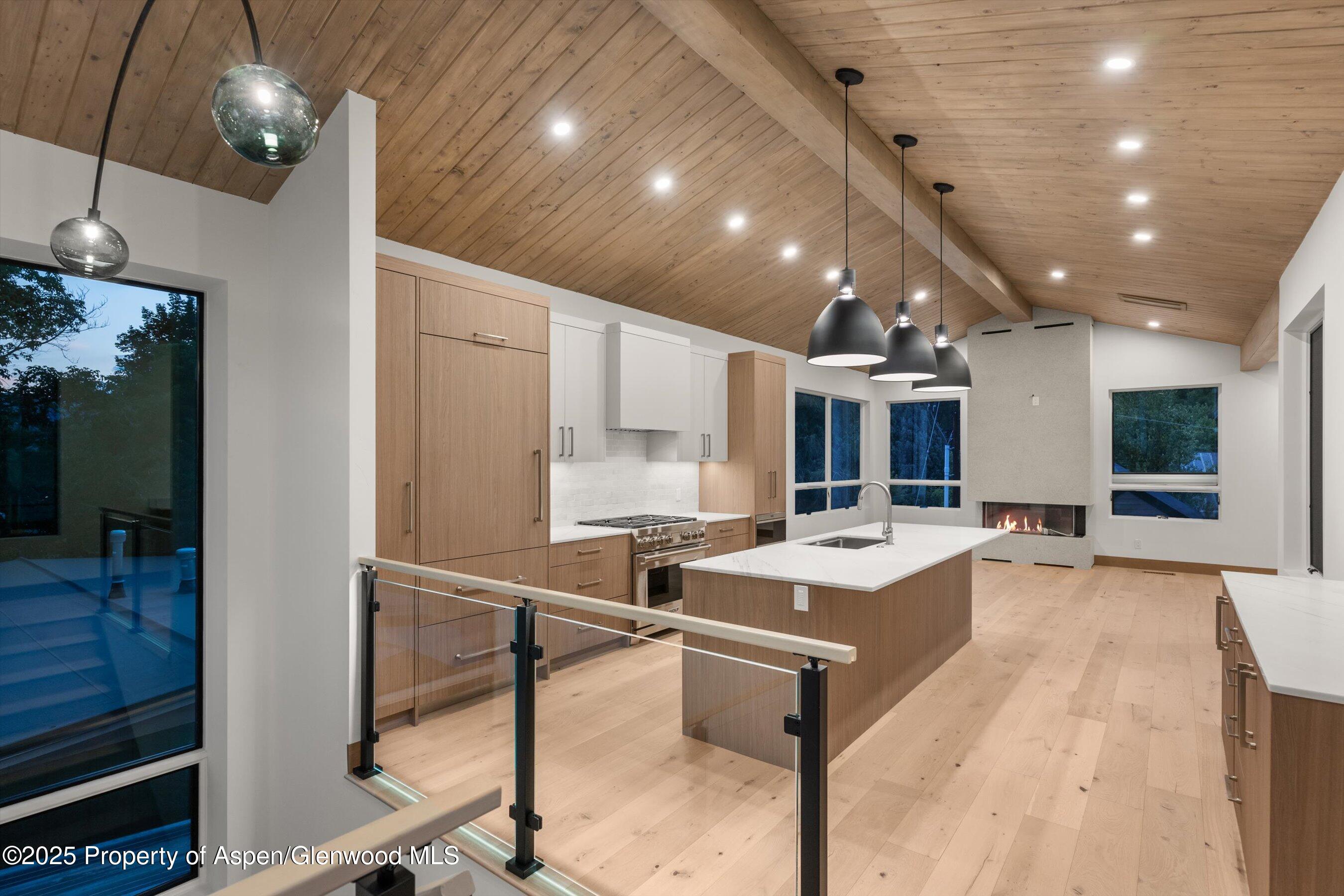 144 W Homestead Drive